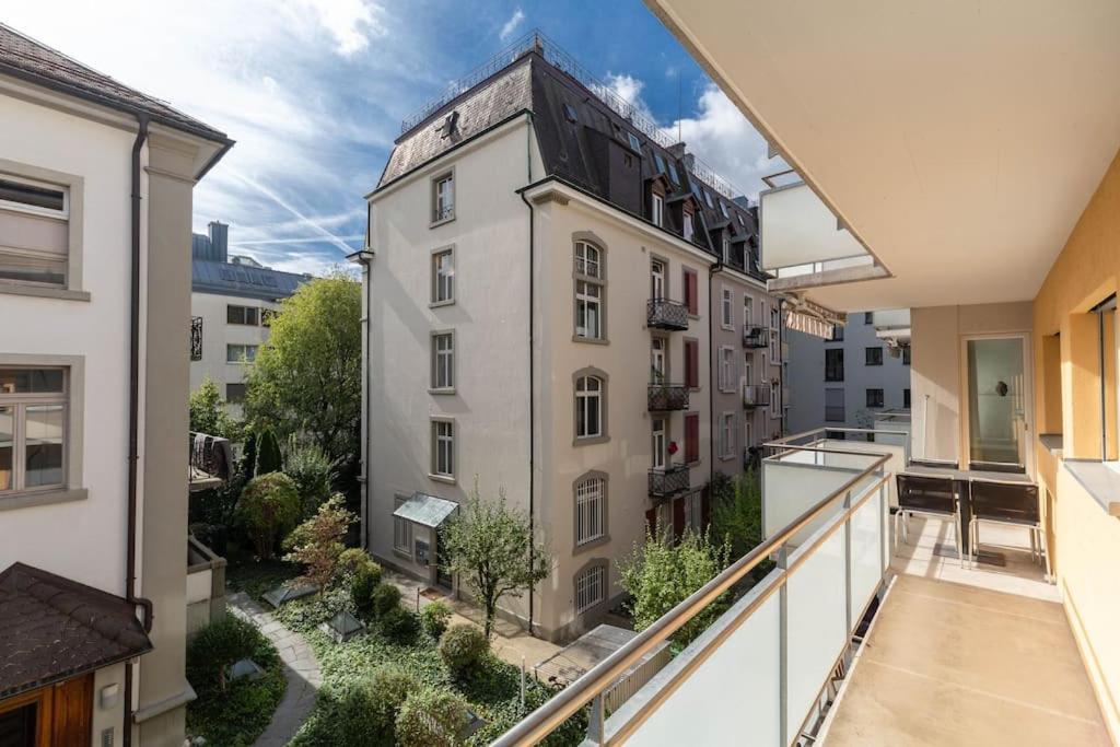 Executive 1bd Flat In The Center - Hoesch 2