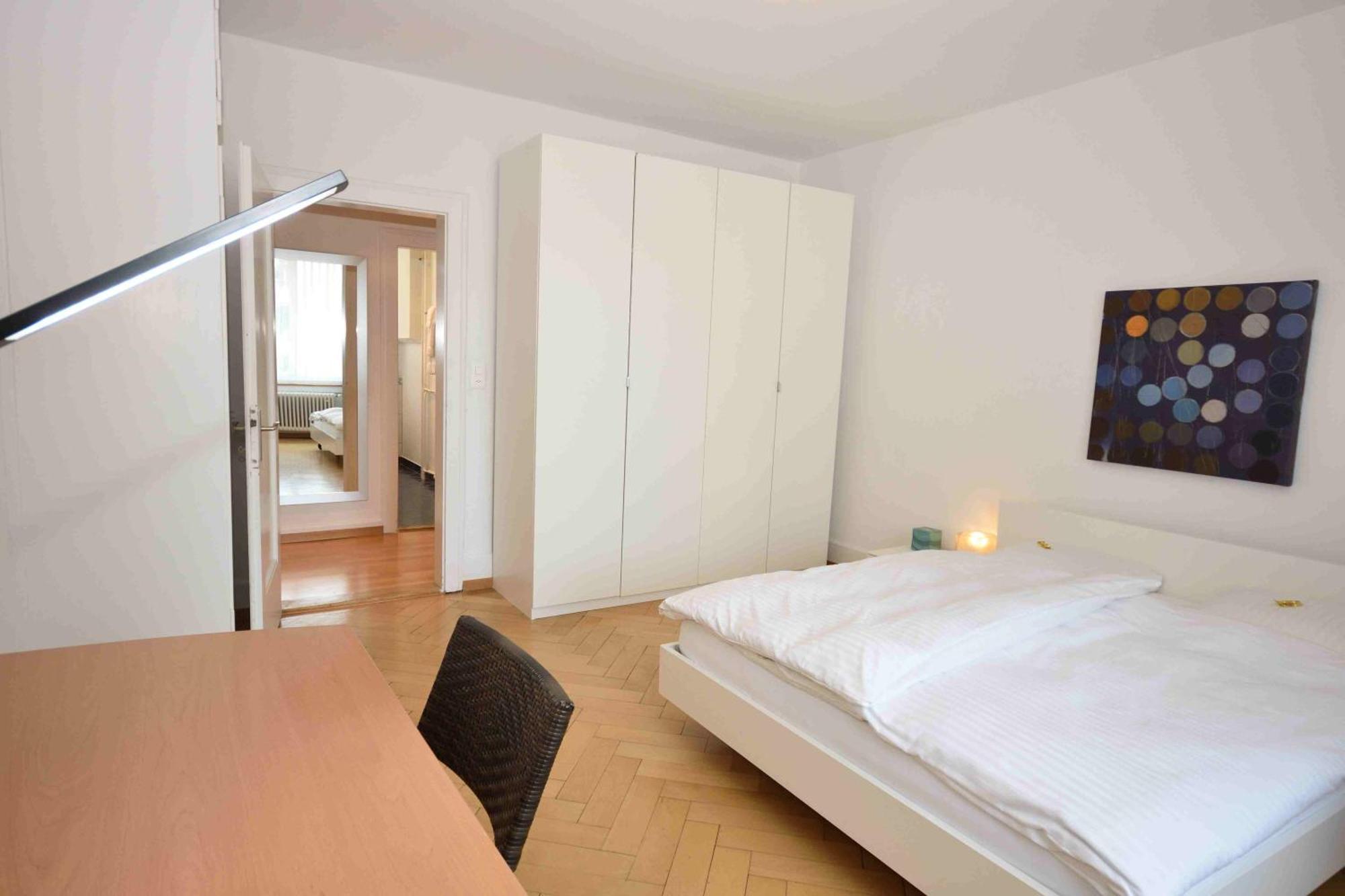 2br Flat Near And - Stardust 22 Zurique