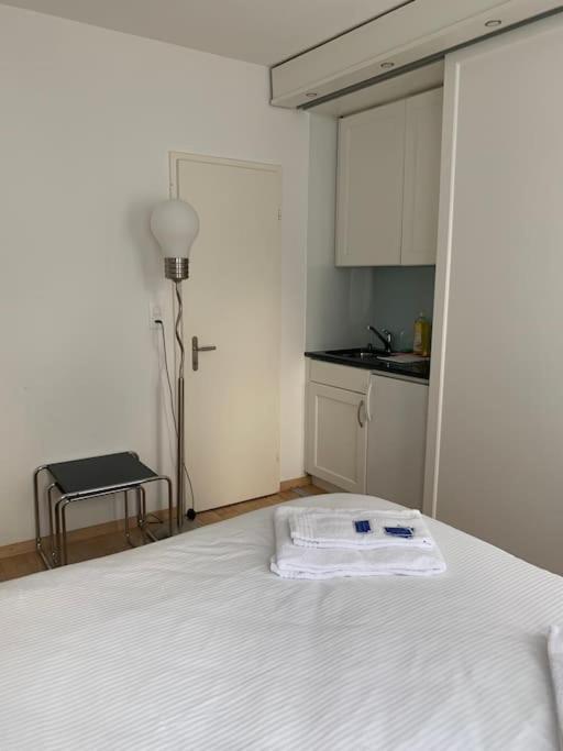 Charming In The Old Town - Uz 11 * Zurique