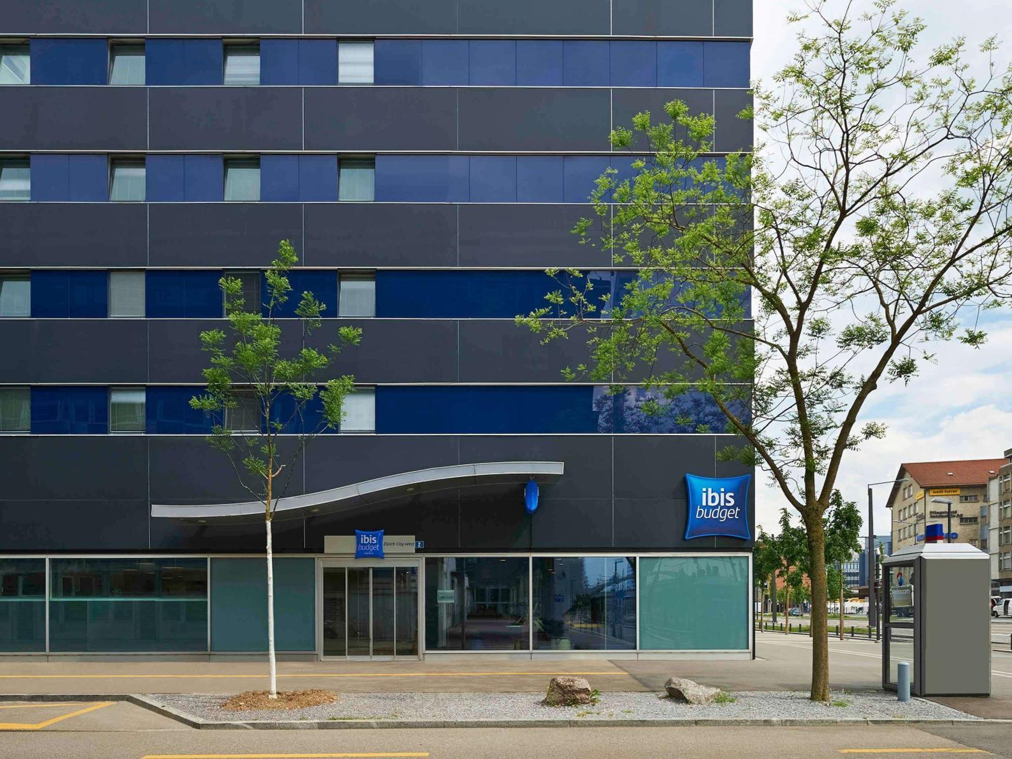 Ibis Budget West