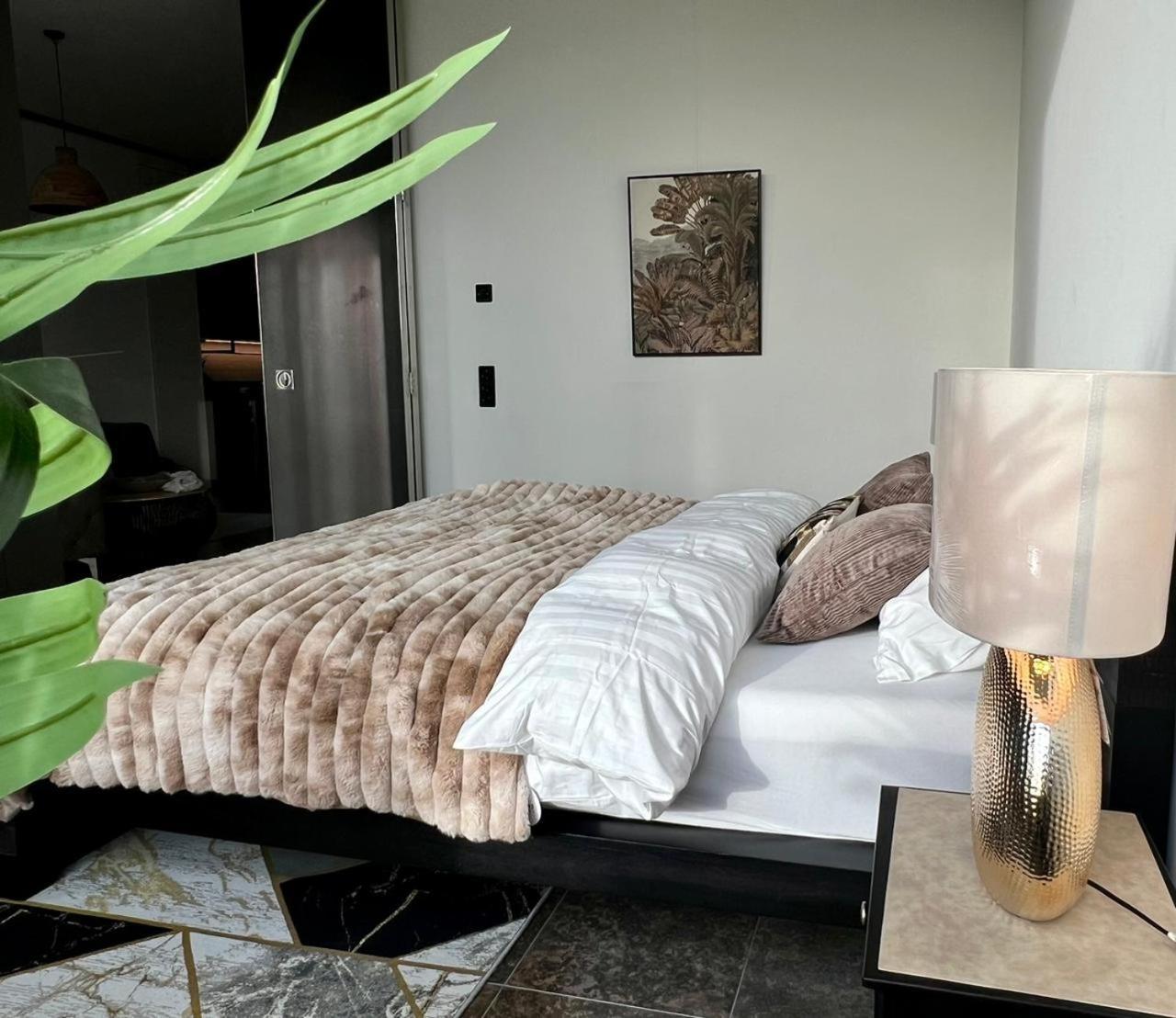 Penthouse Paradise Stunning City Views Apartment Zürich