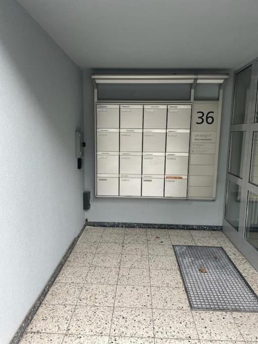 Apartment Very 1br Flat With Sunny Balcony - Sky4 Zürich