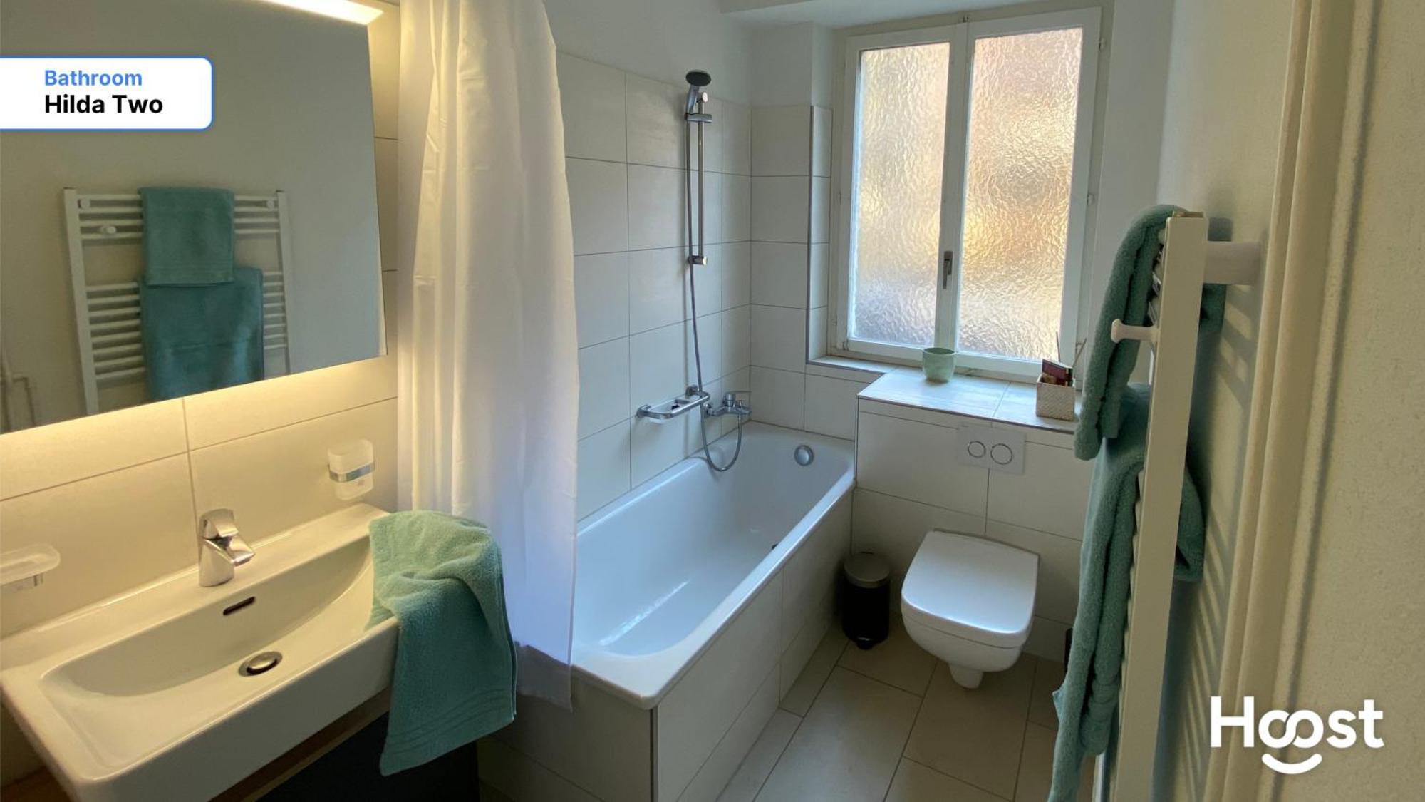 H2 With 3,5 Rooms, 2br, Living And Kitchen, And Quite * Zurich