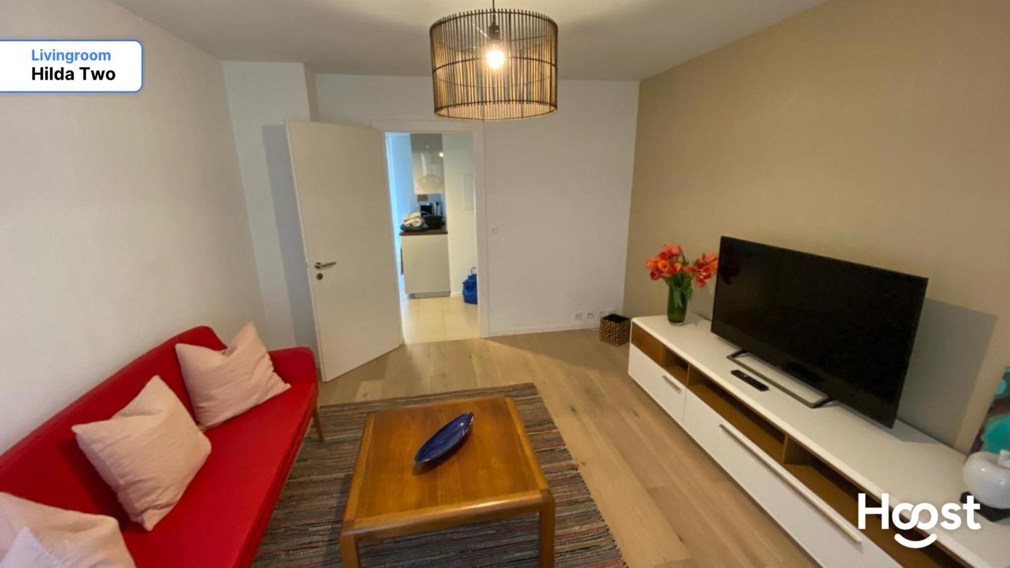 H2 With 3,5 Rooms, 2br, Living And Kitchen, And Quite * Zurich