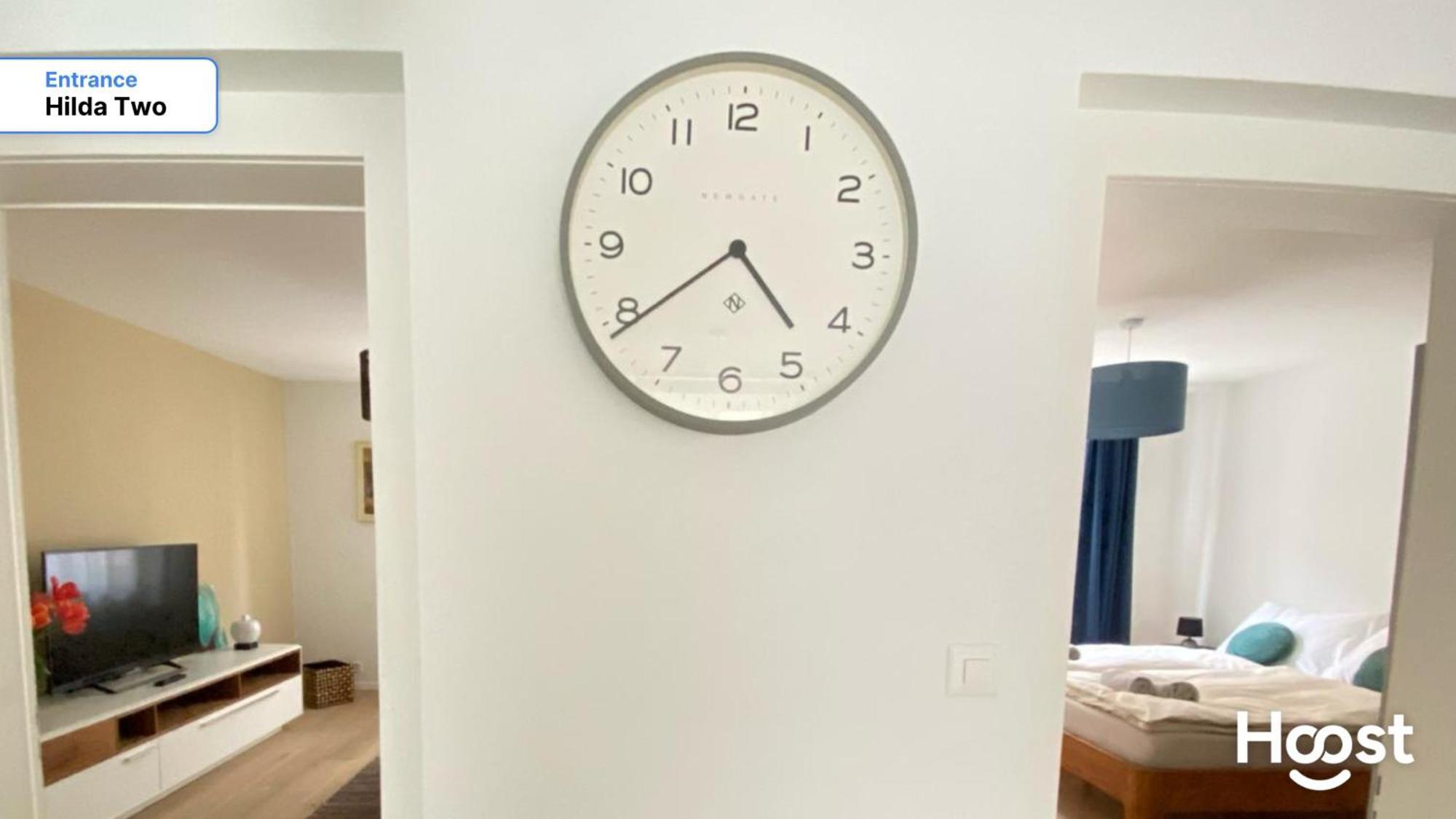 Apartment H2 With 3,5 Rooms, 2br, Living And Kitchen, And Quite *