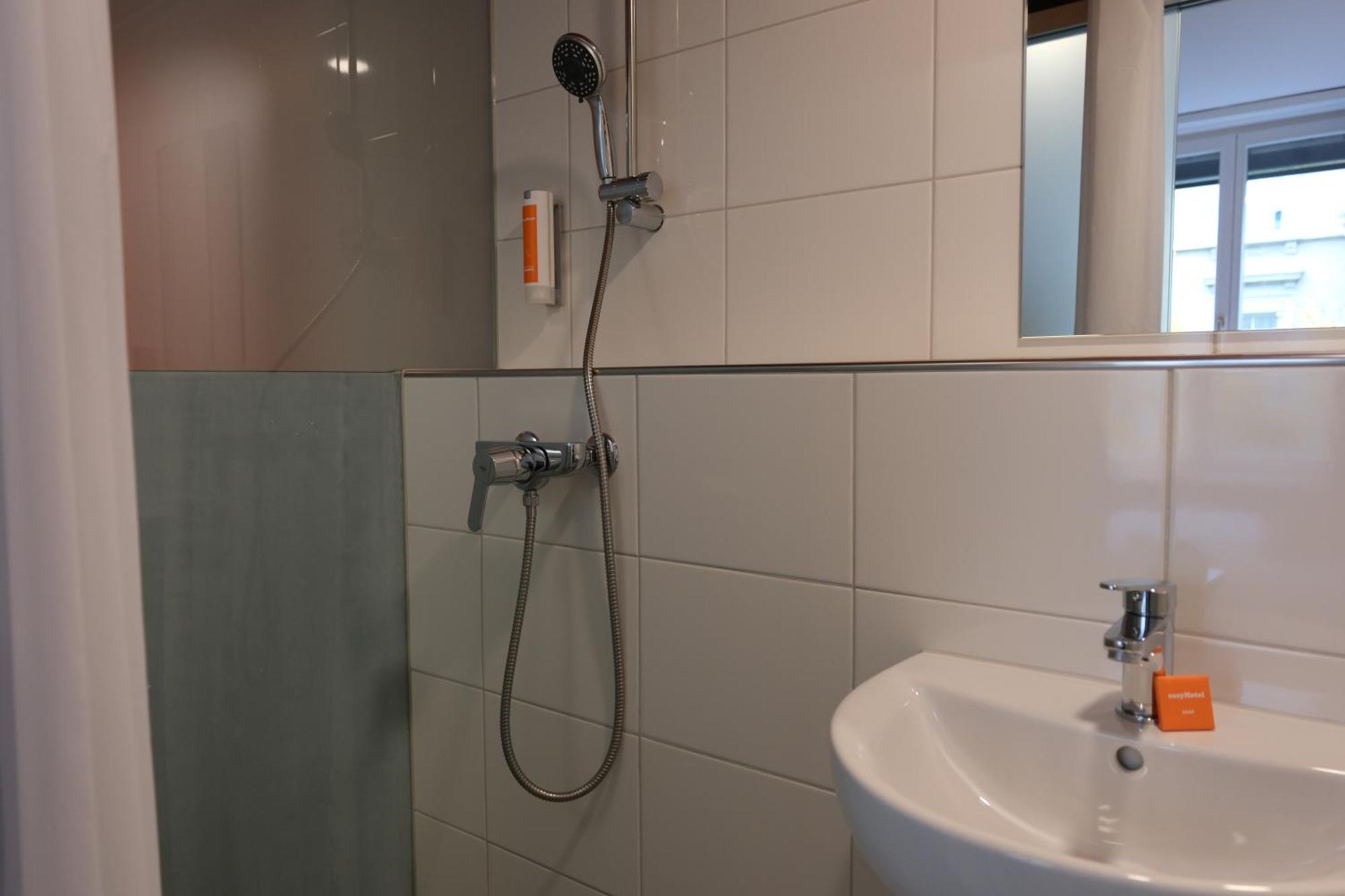 Easyhotel Main Station Zurich
