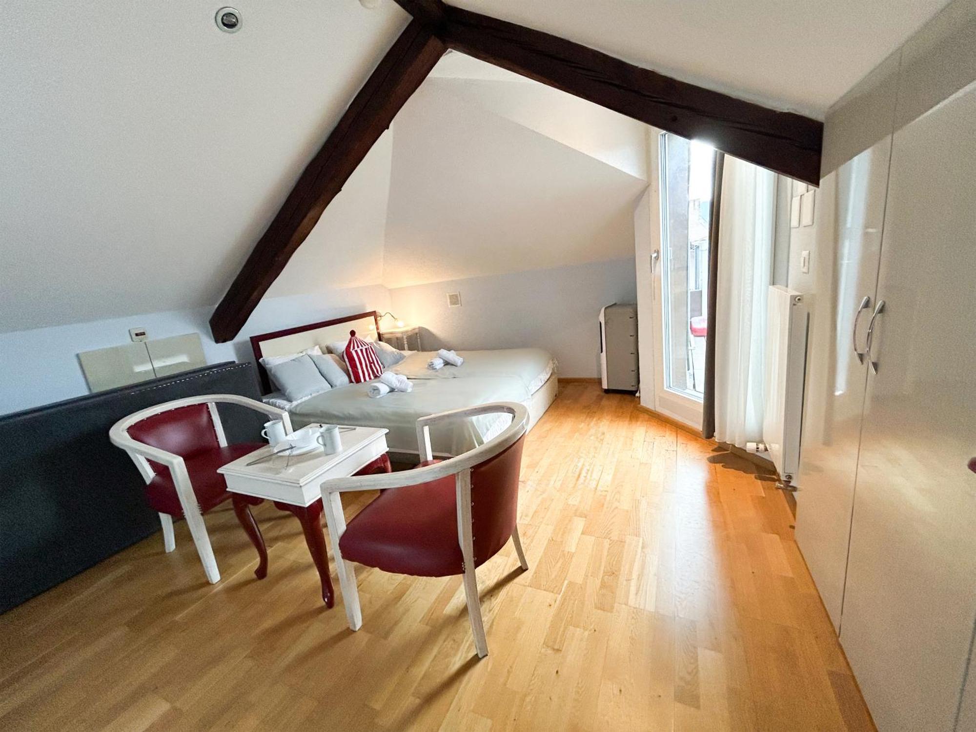 210 Guest house