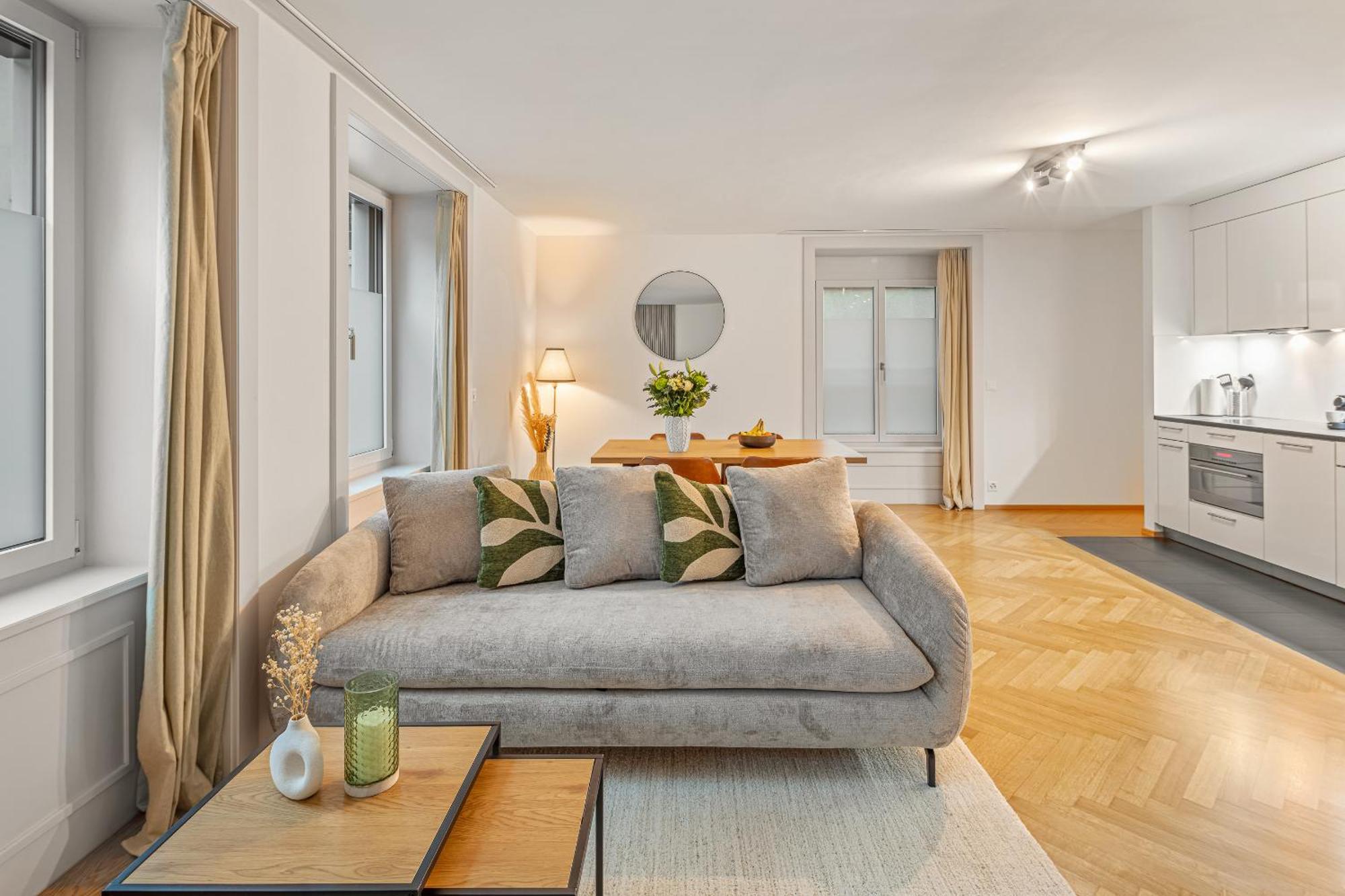 Apartment Im Stadtzentrum Gelegenes Mit Kingsize Bed Zurich