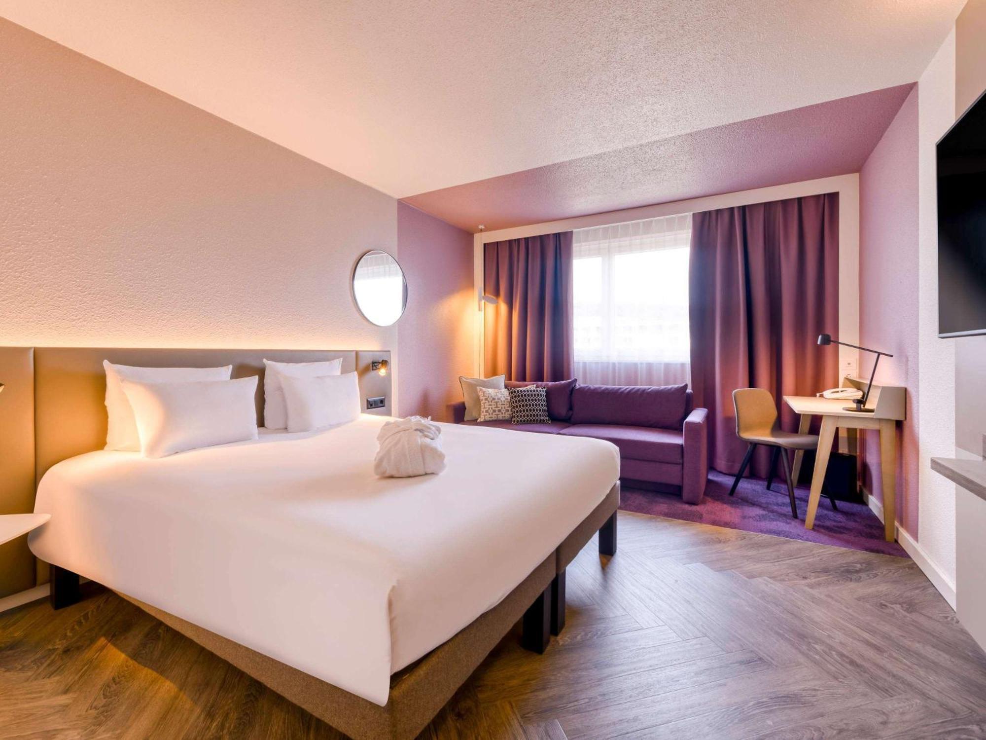 Hotel Novotel West