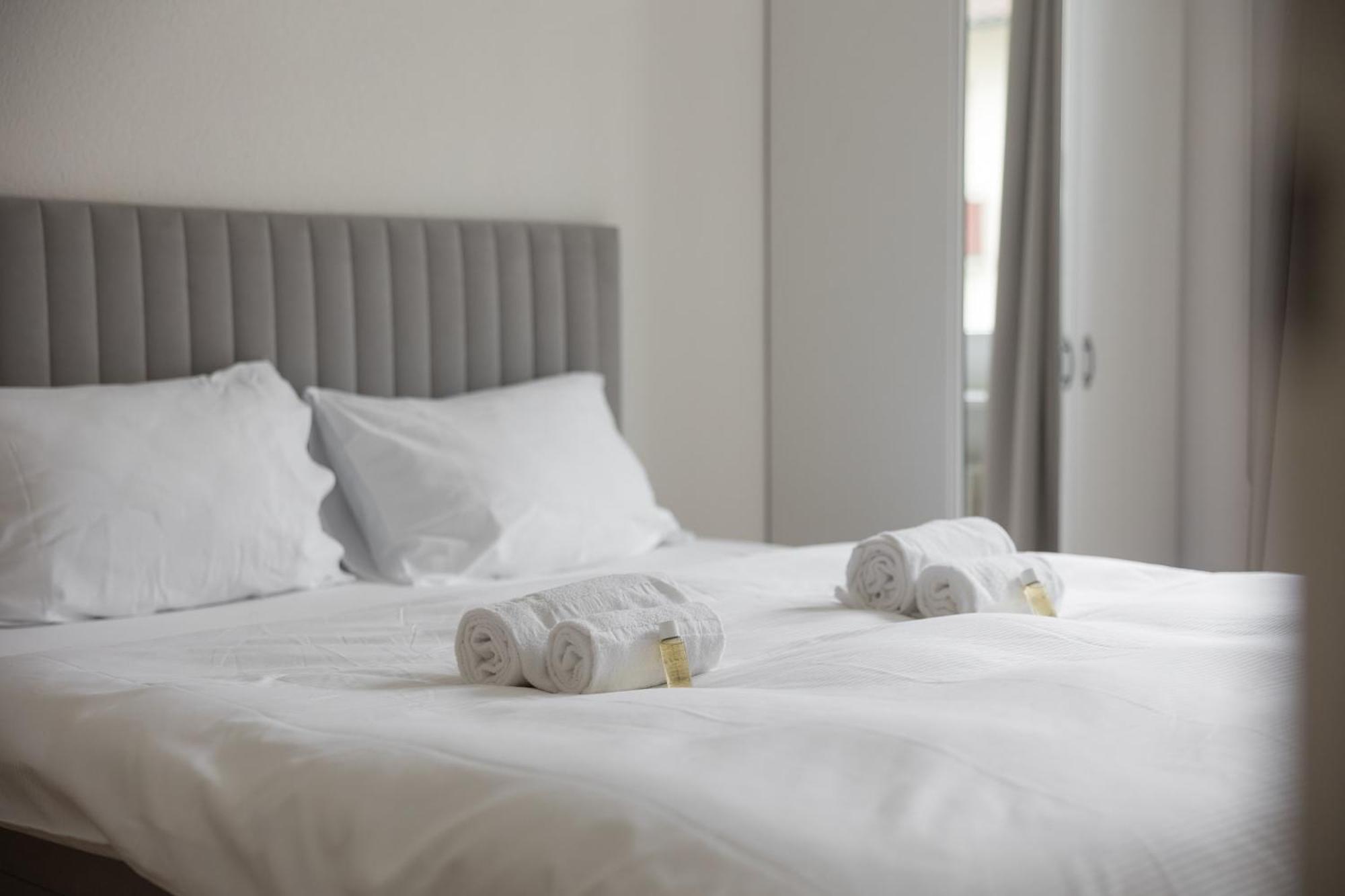 Downtown Dream 2 5br With Balcony And Style Ba 51 Zurich