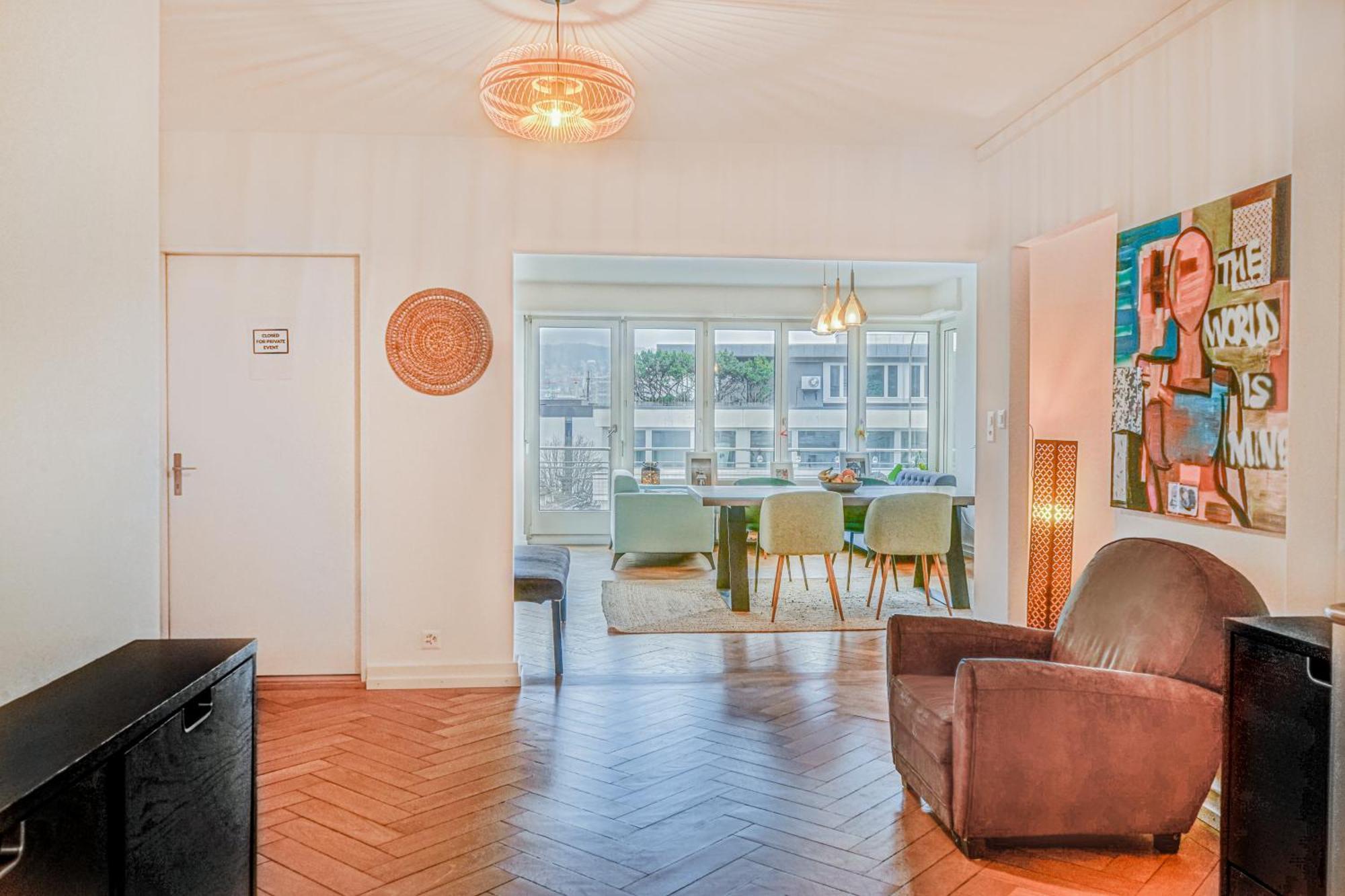 Large, Quiet Private Room 