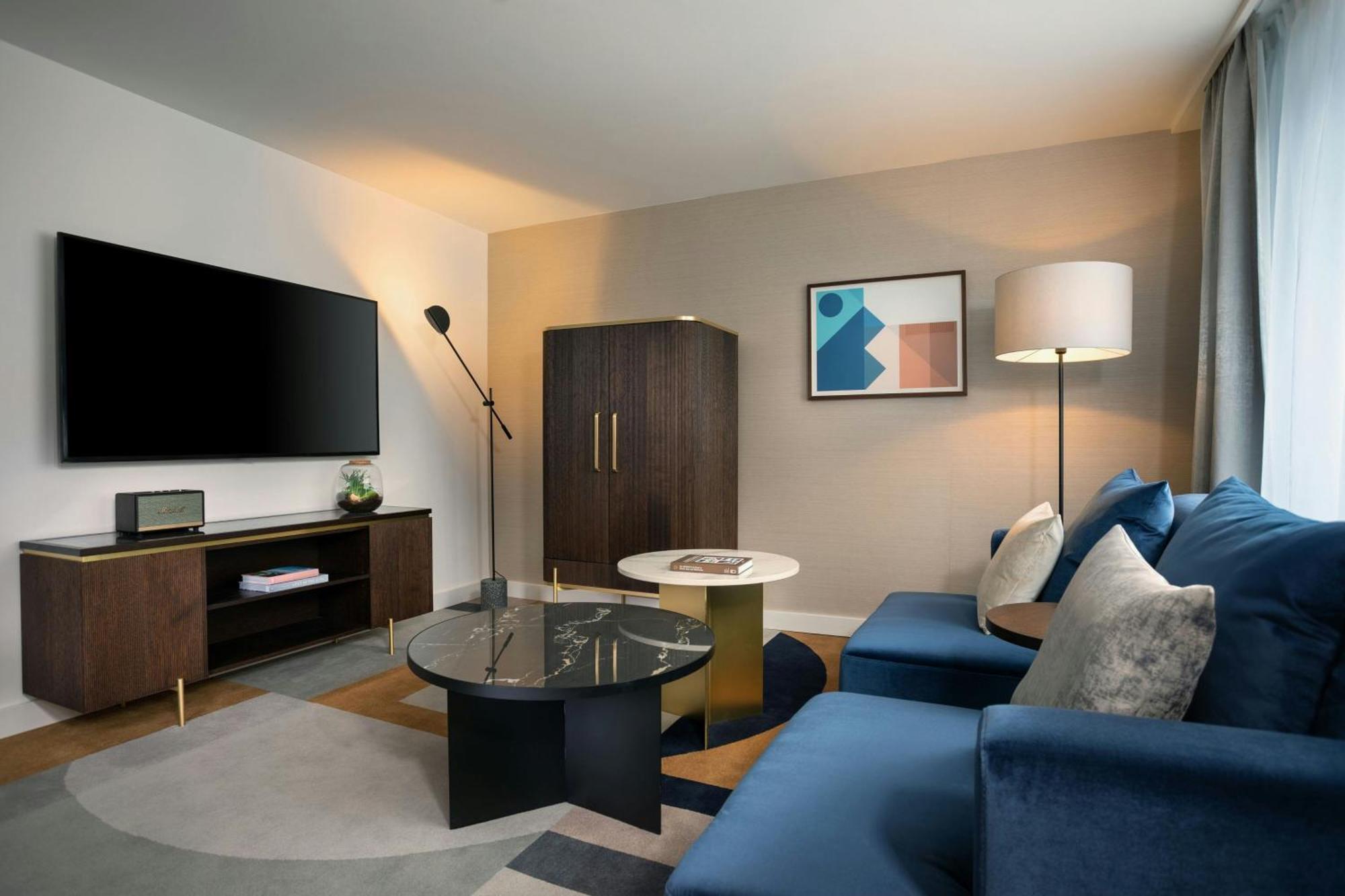 Neues Schloss Privat Zurich, Autograph Collection Hotel