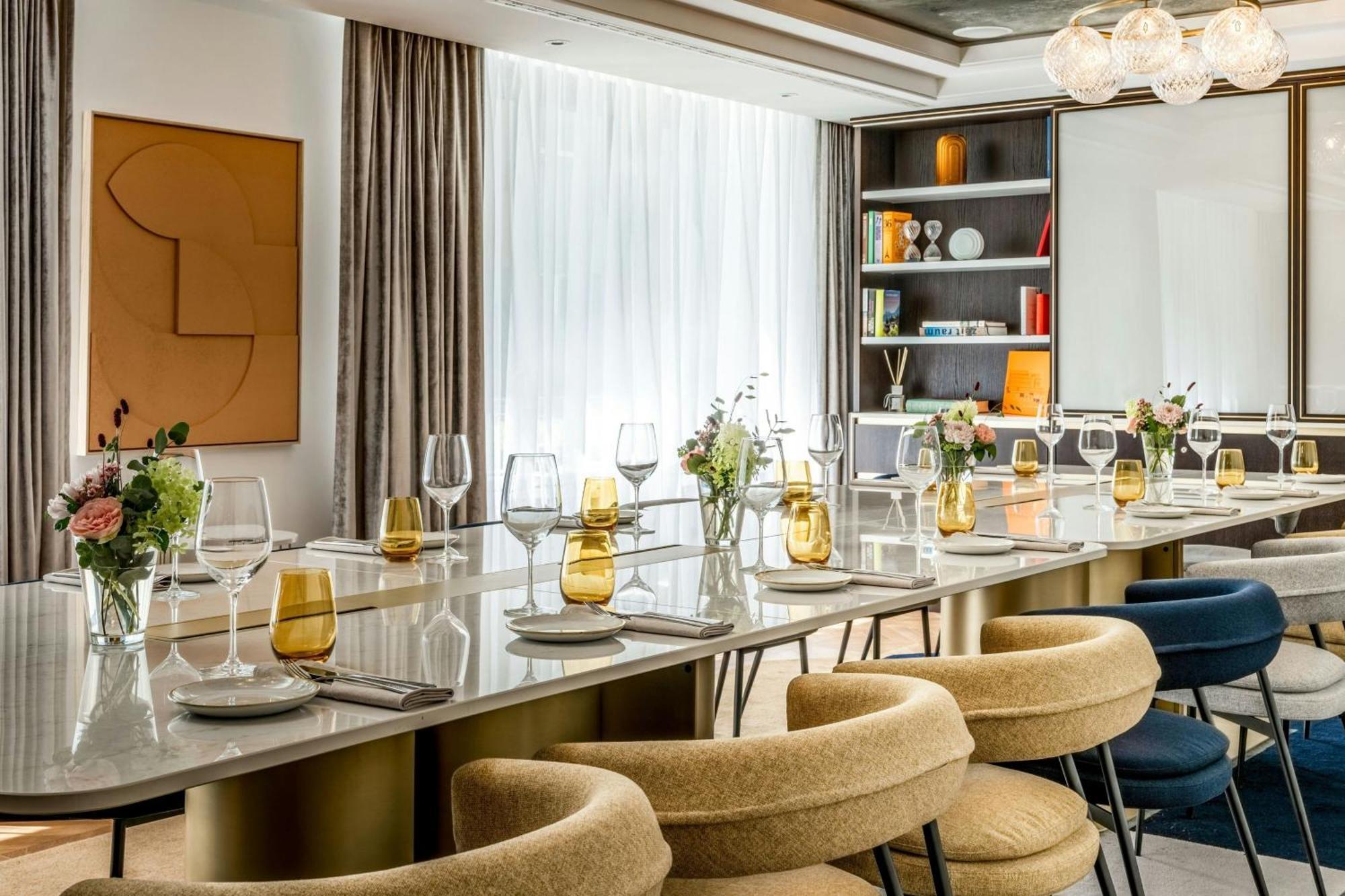 Hotel Neues Schloss Privat Zurich, Autograph Collection