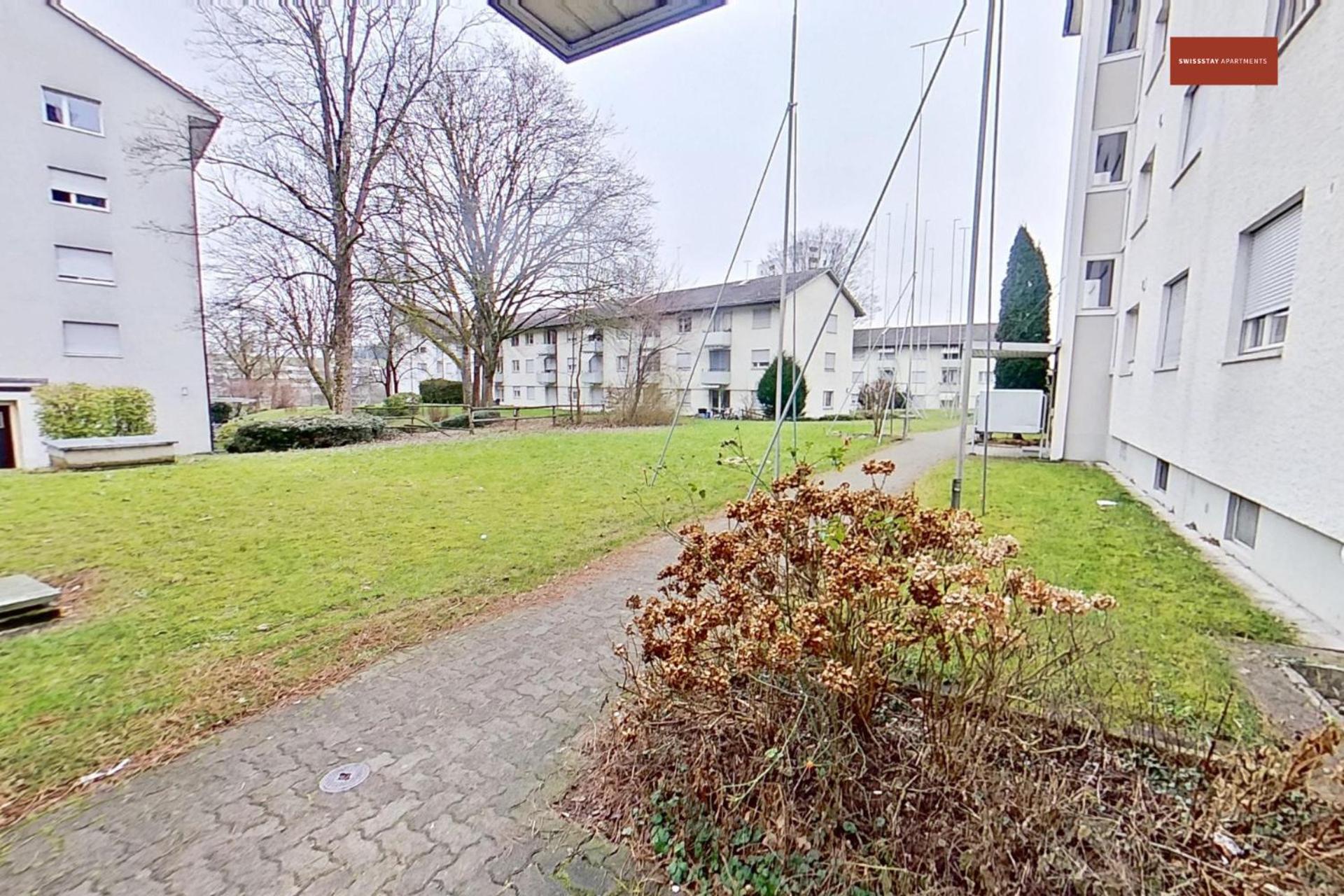 Apartment Charming 15 Mins From Life Zurich
