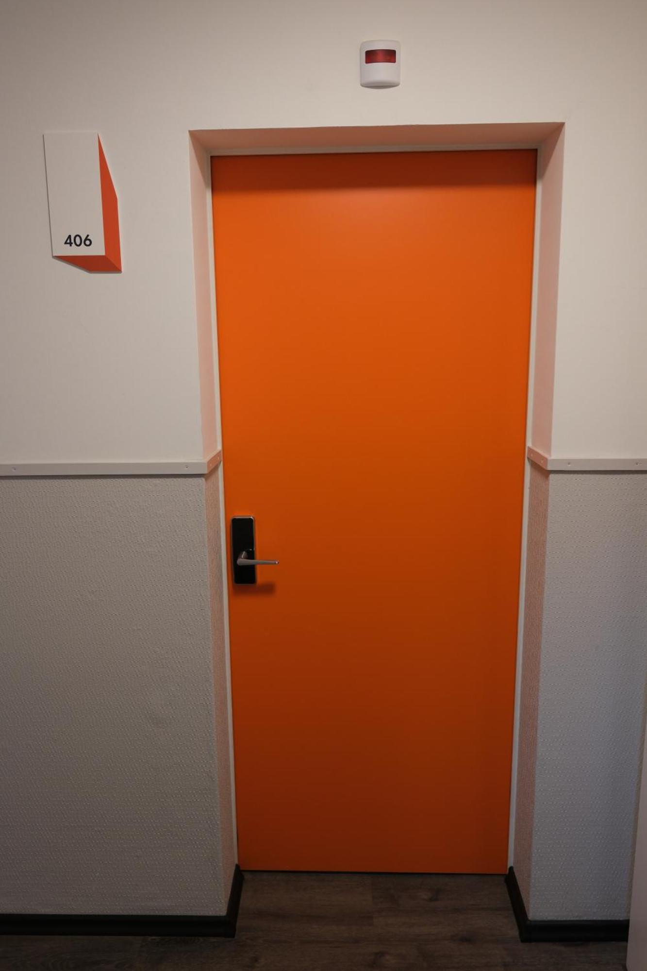 Easyhotel Main Station Hotel *