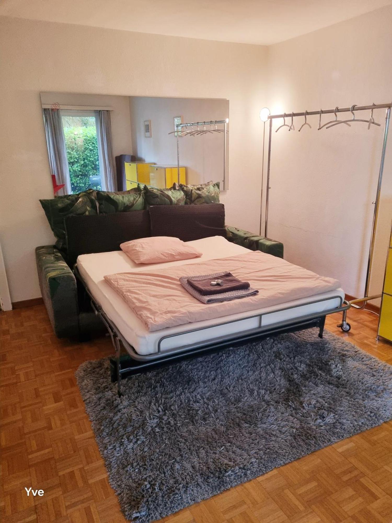 Yveskinyoga Privatunterkunft