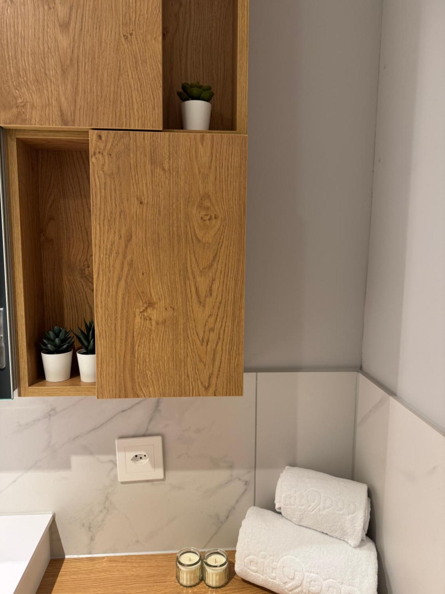 Pop 2night - Self Check-in