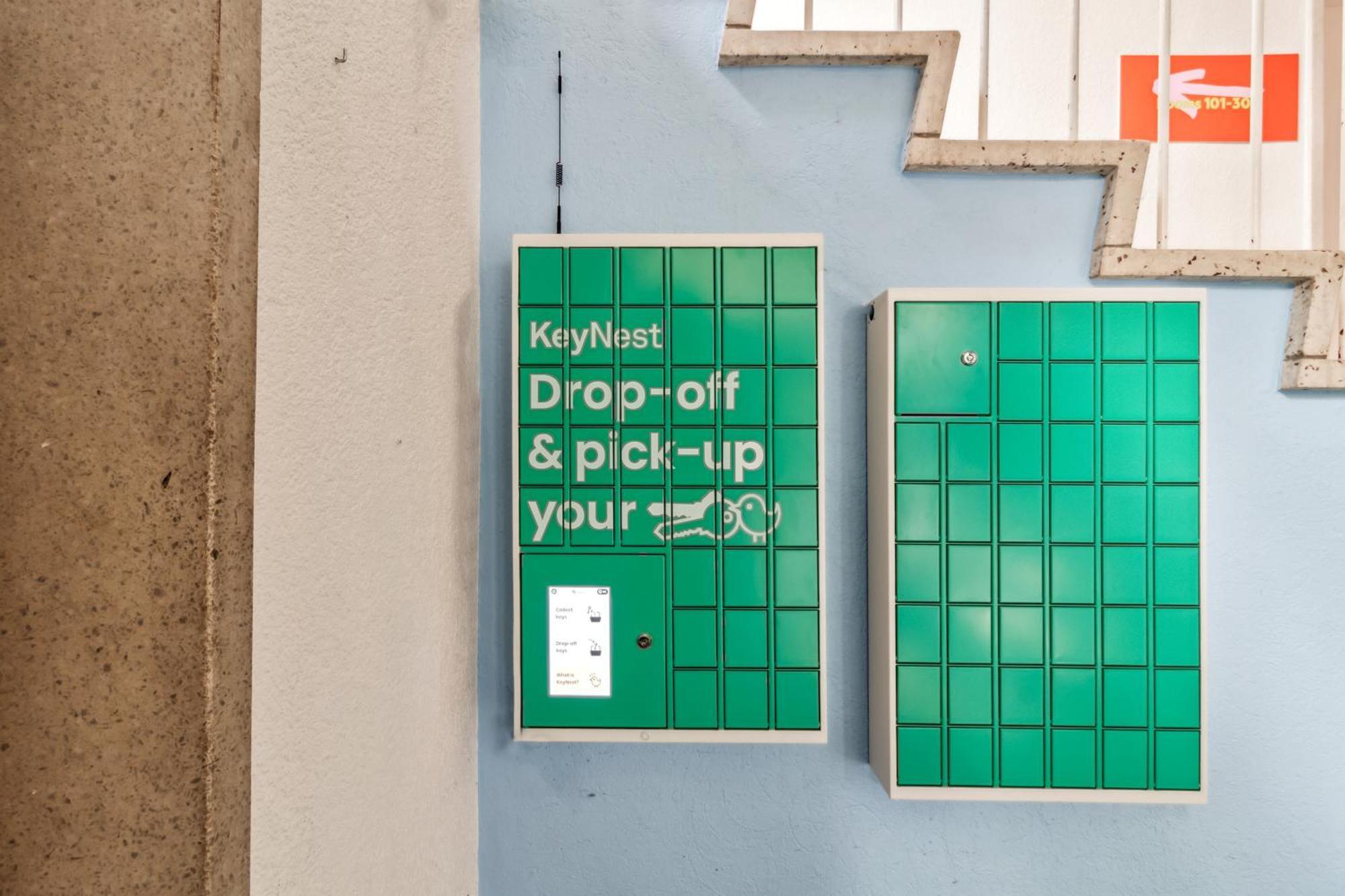 Betahouse Self-check In * Zurich
