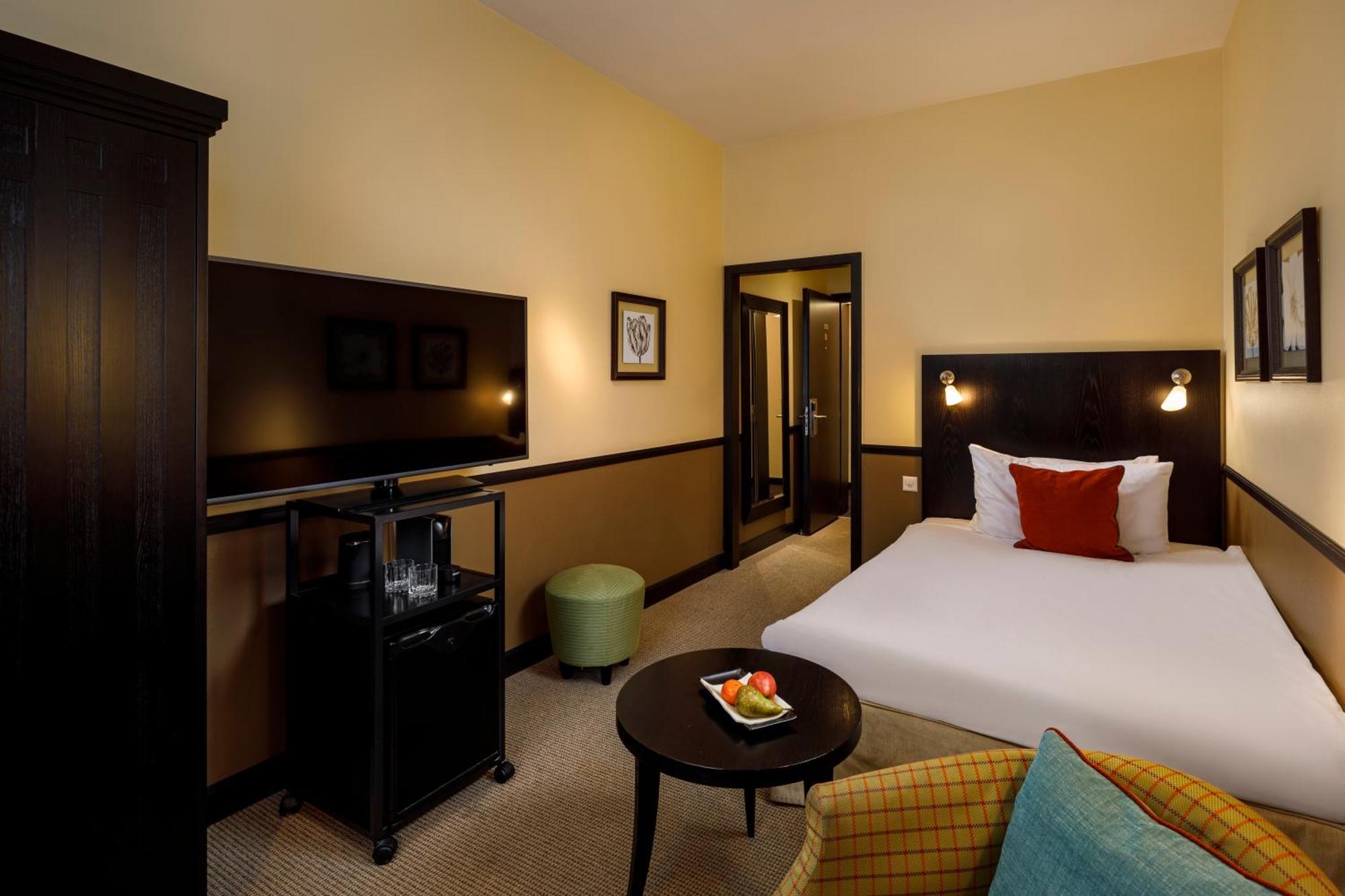 Opera Hotel