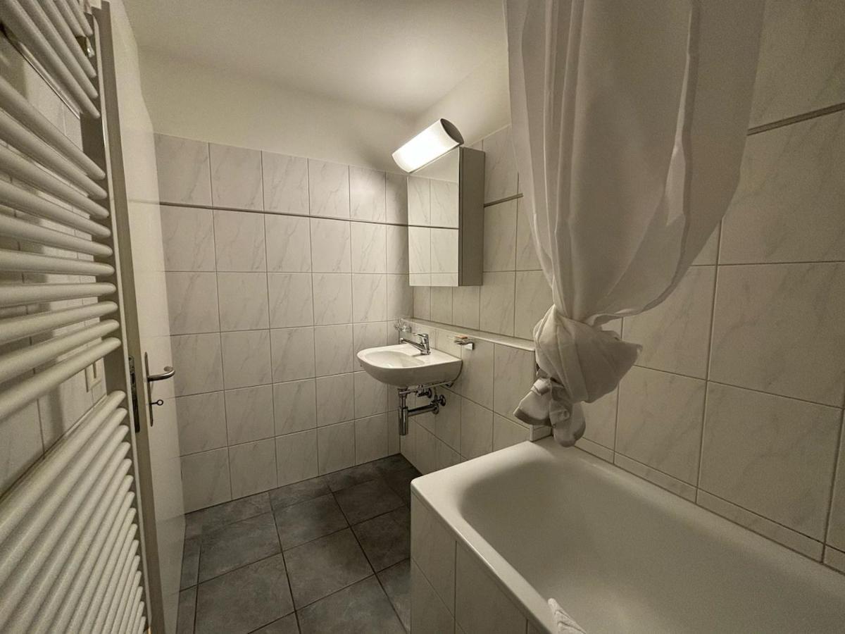 Modern 2br In The Center - Hoesch 12