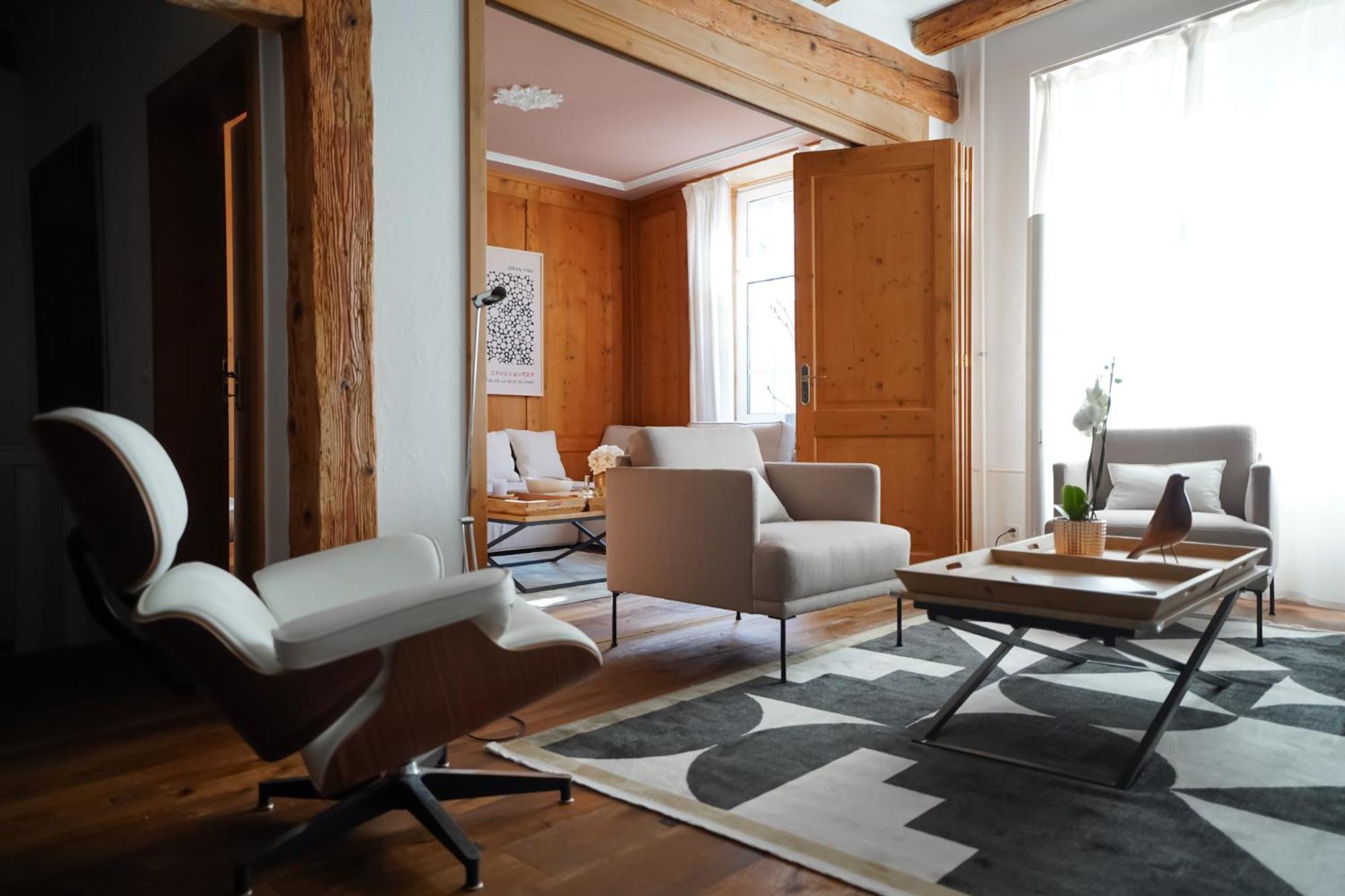 Rooftop Maisonette In Old Town Apartment