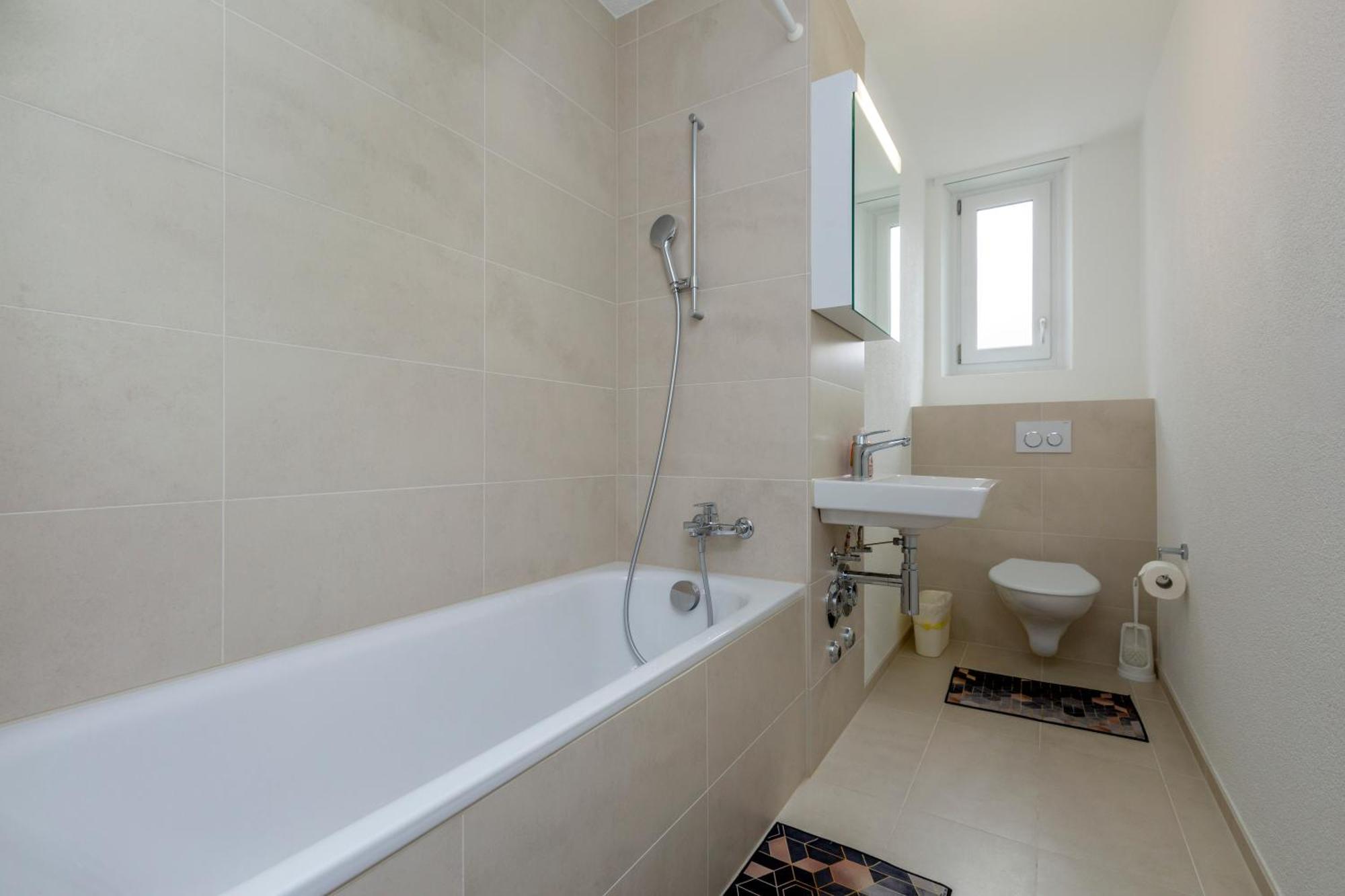 Apartment Kaya 3a - Downtown 2br With Balcony *