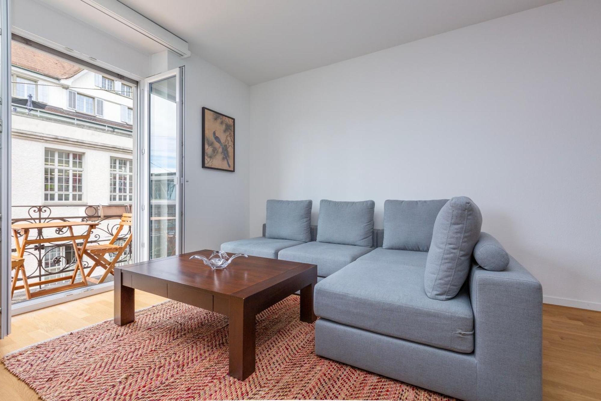 Kaya 3a - Downtown 2br With Balcony Zurich