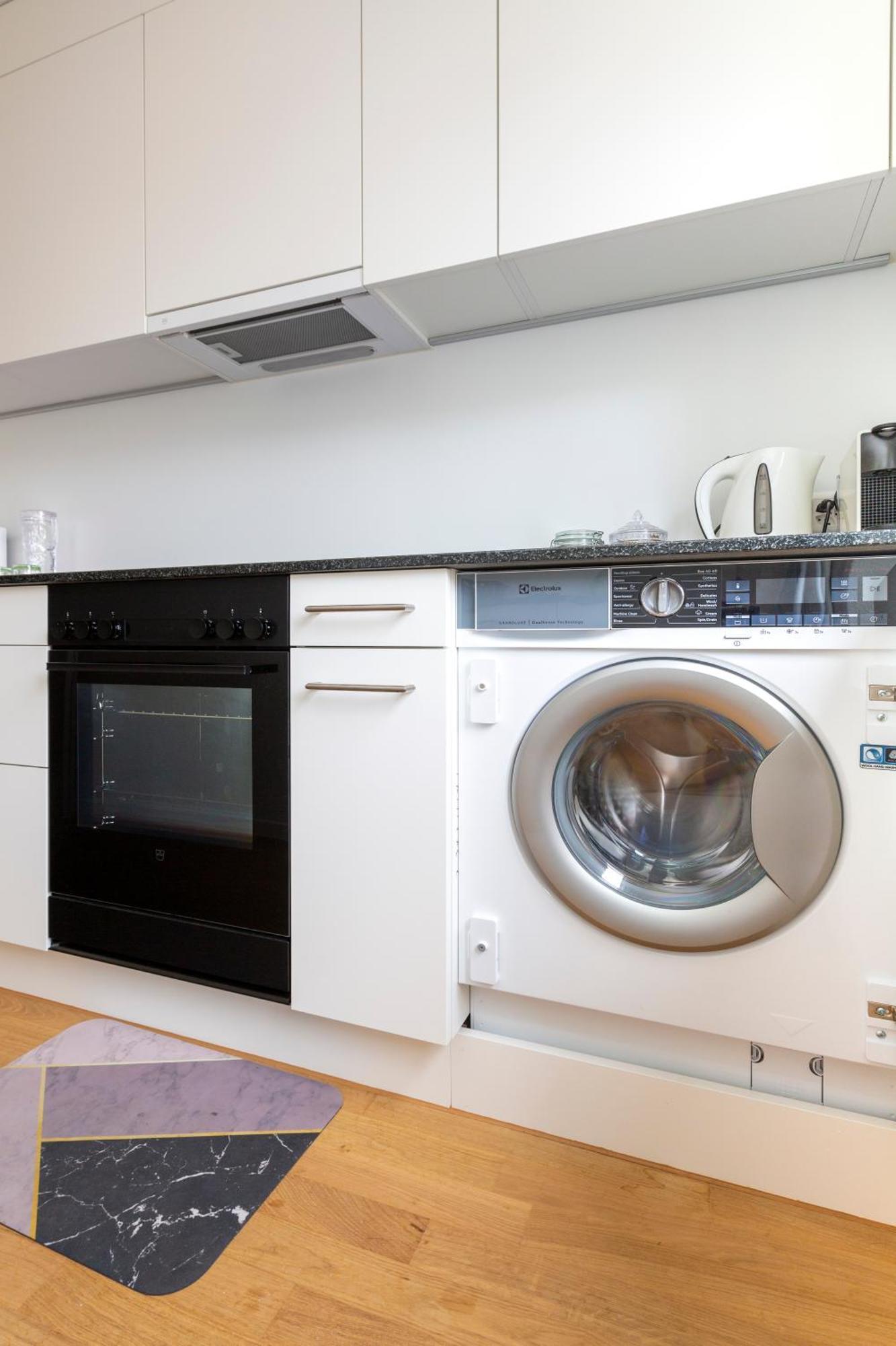 Kaya 3a - Downtown 2br With Balcony Zurique
