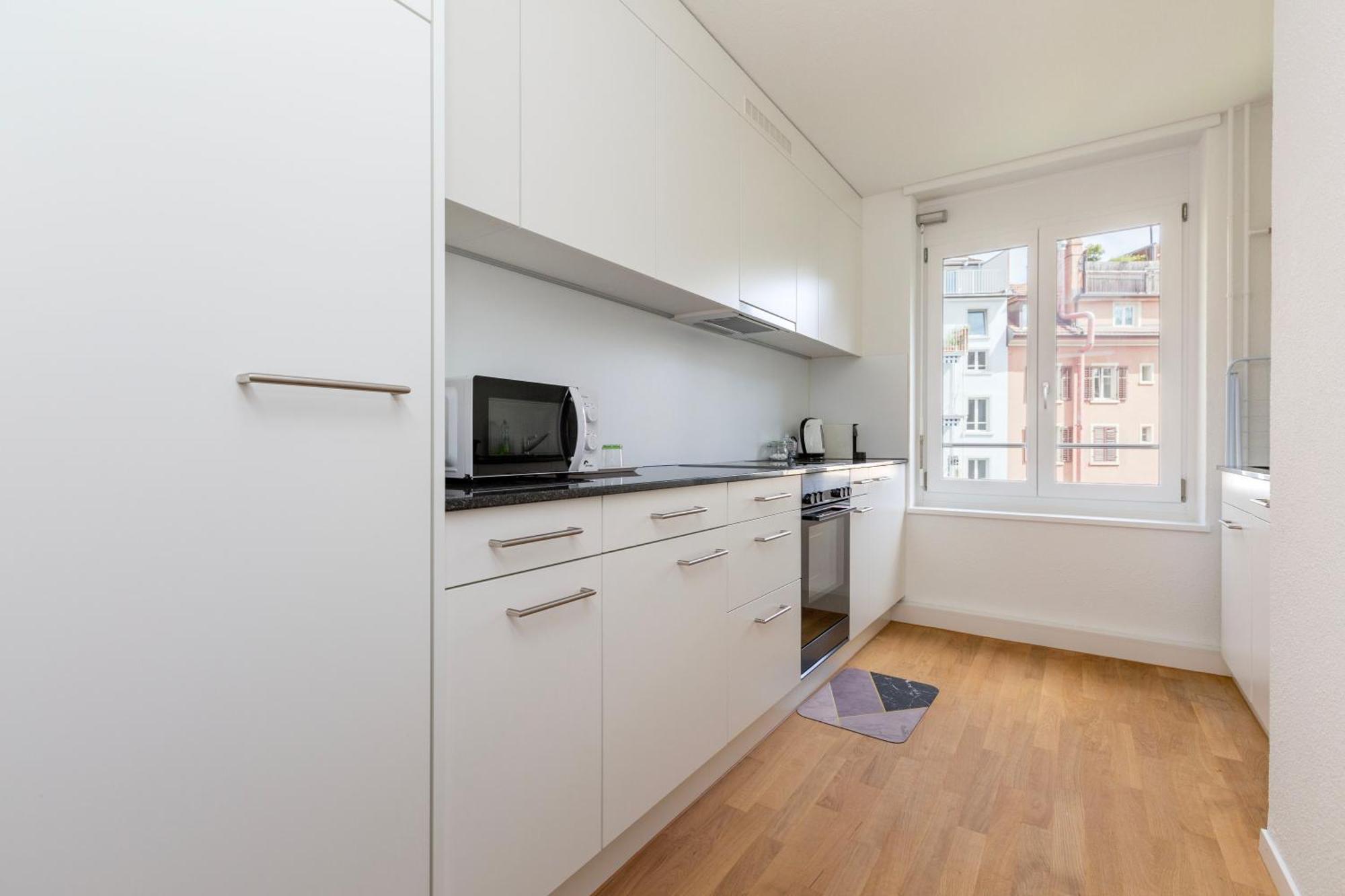 Kaya 3a - Downtown 2br With Balcony * Zurich