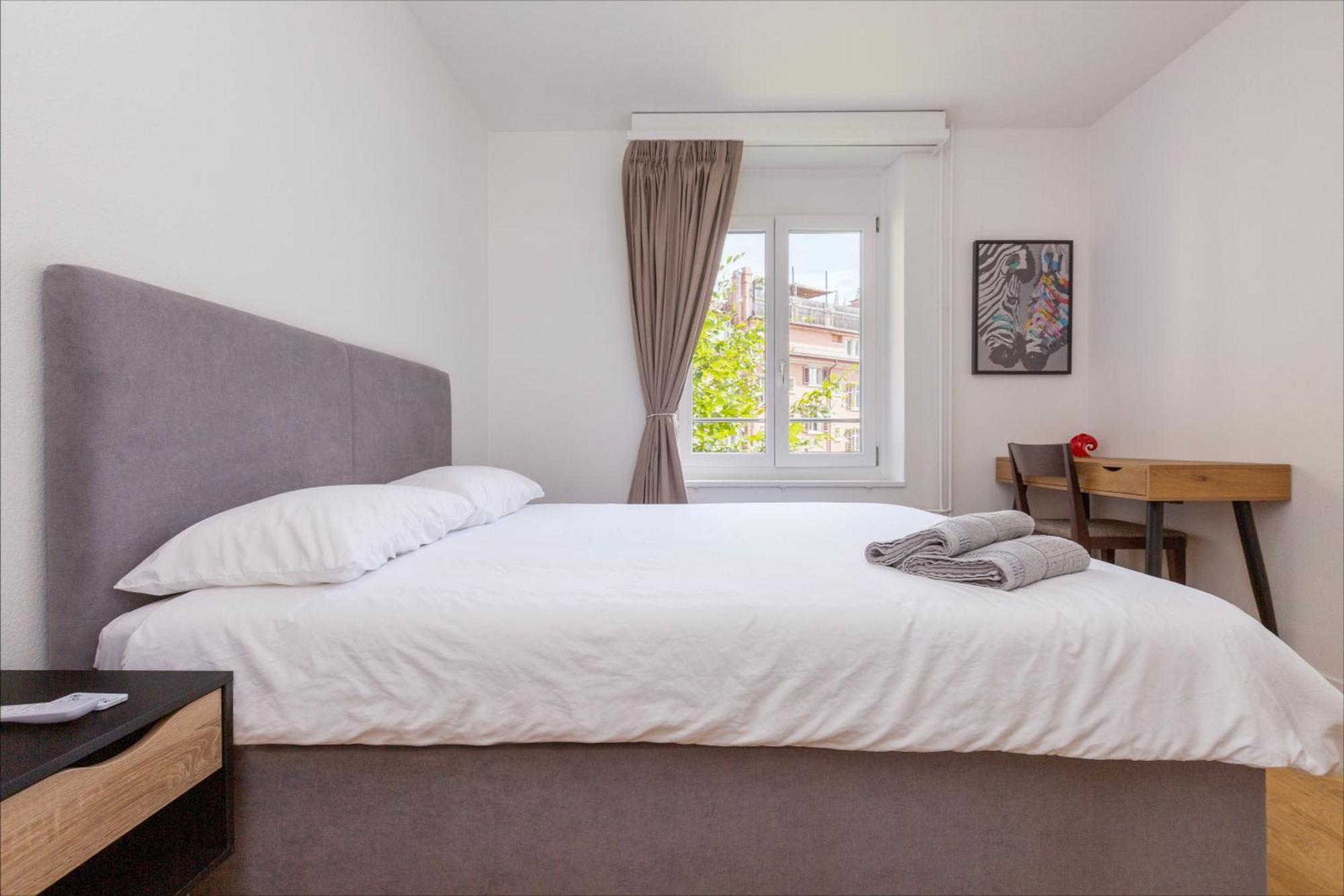 Kaya 3a - Downtown 2br With Balcony Apartment