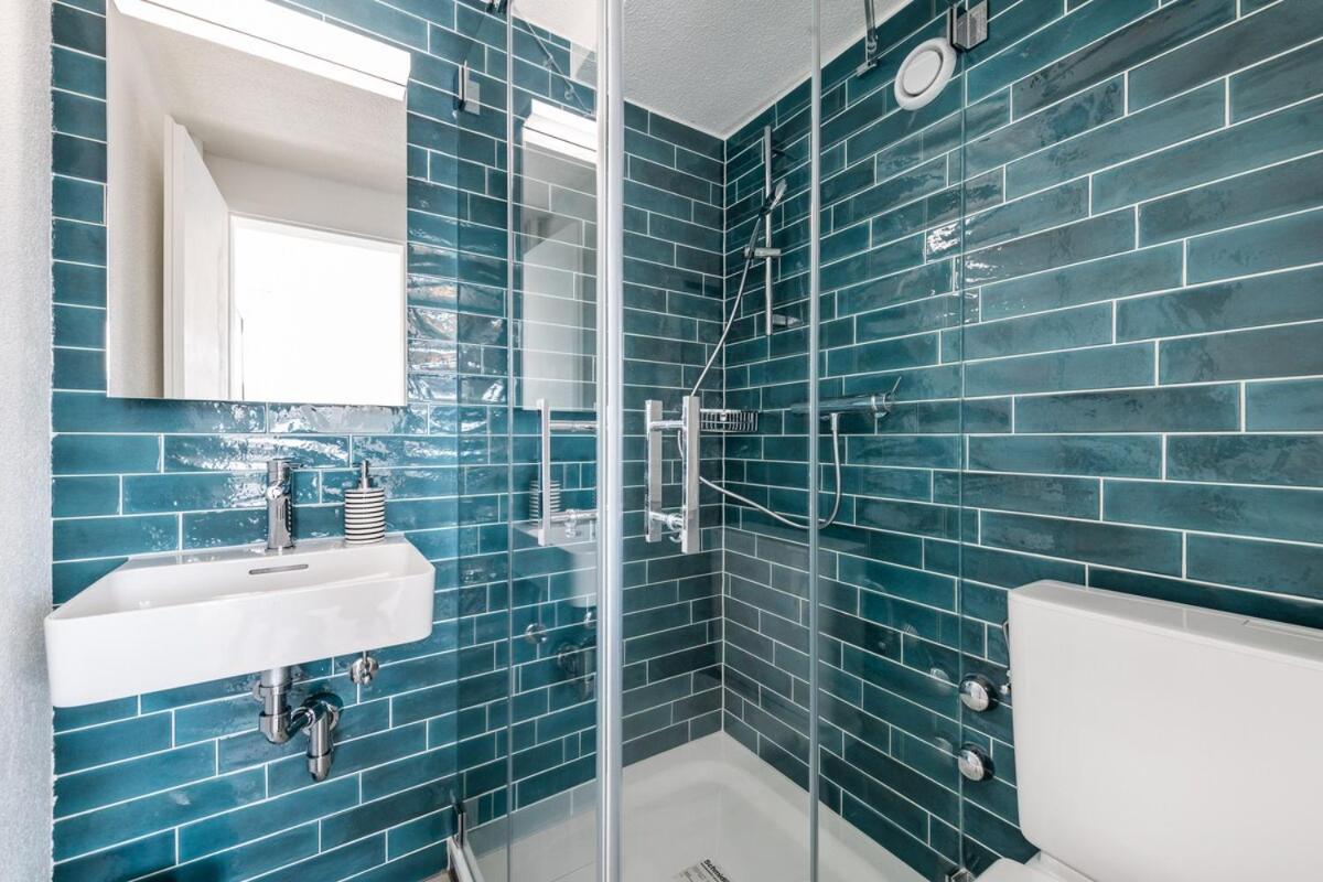 Modern 1 In District 4 Apartment Zurich