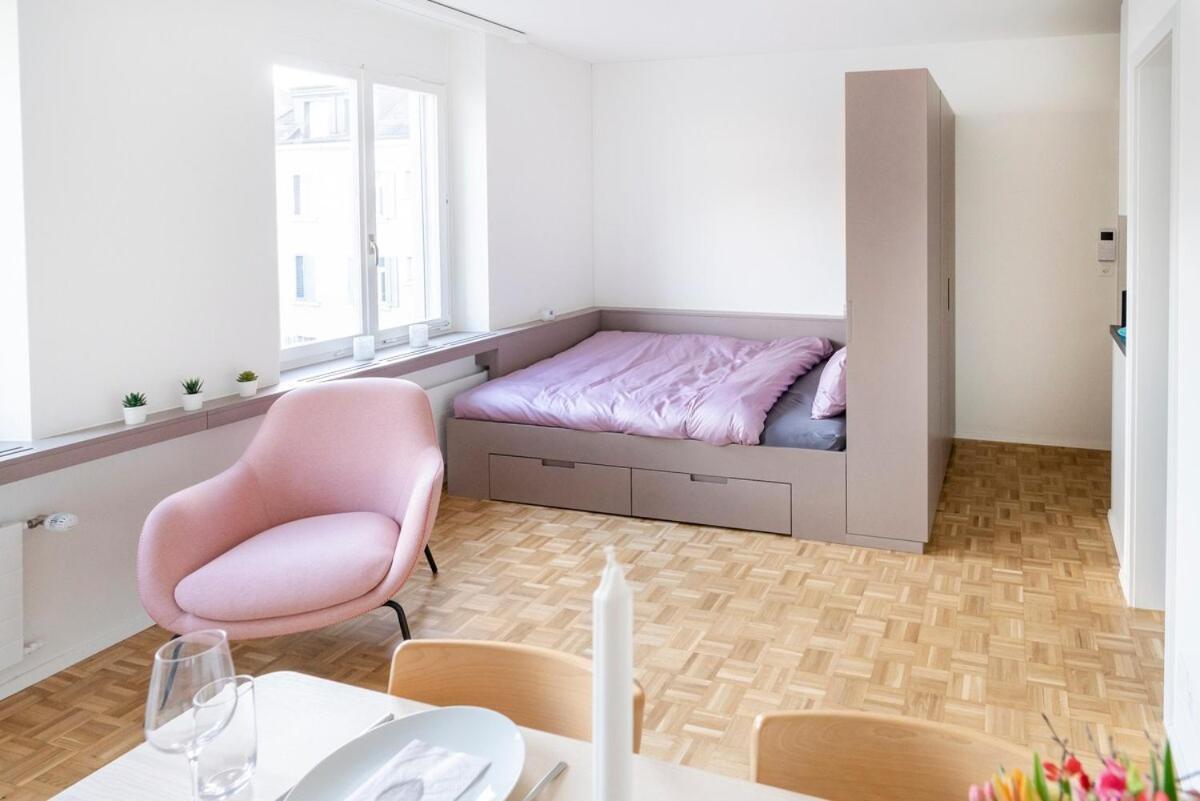 Modern 1 In District 4 *