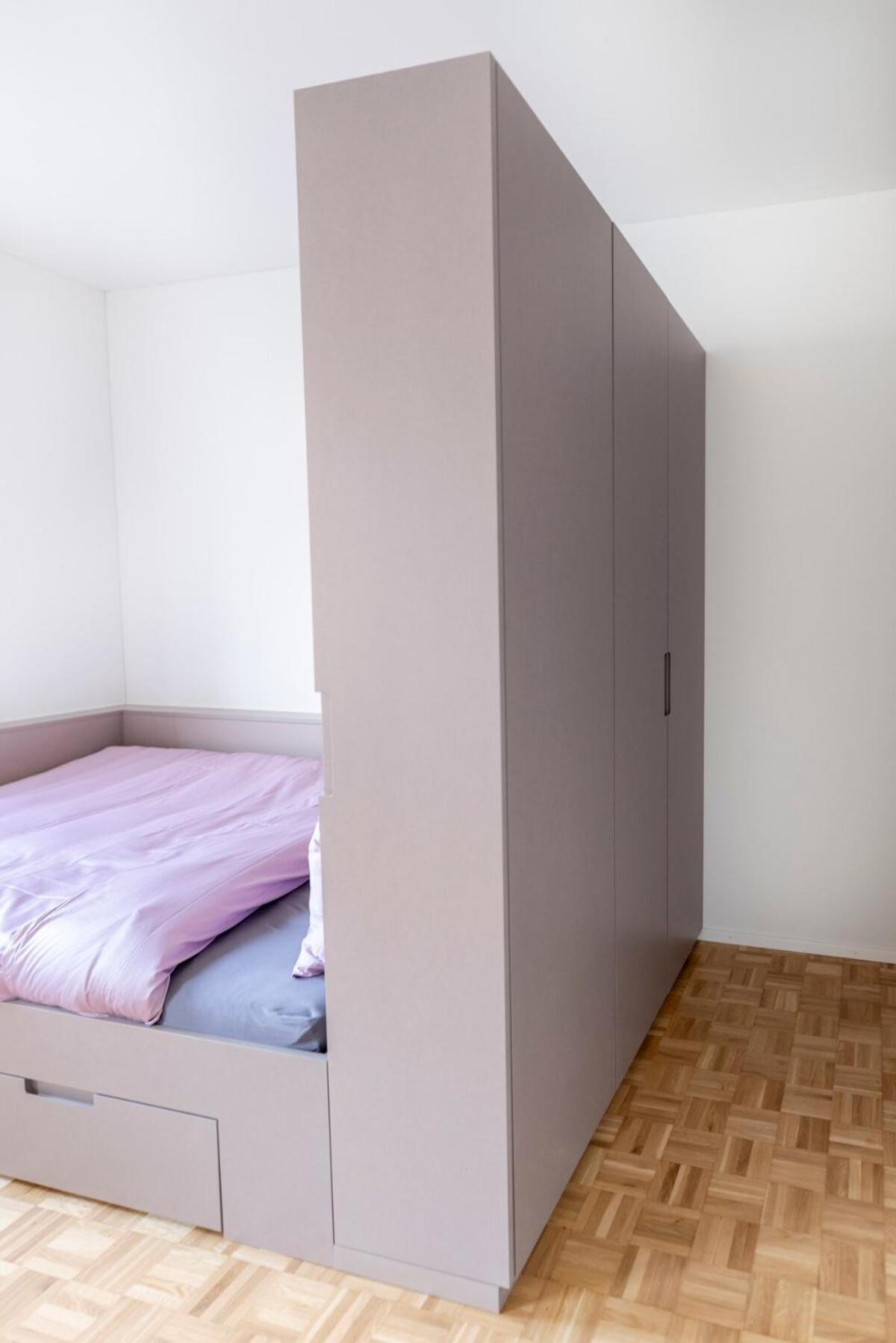 Modern 1 In District 4