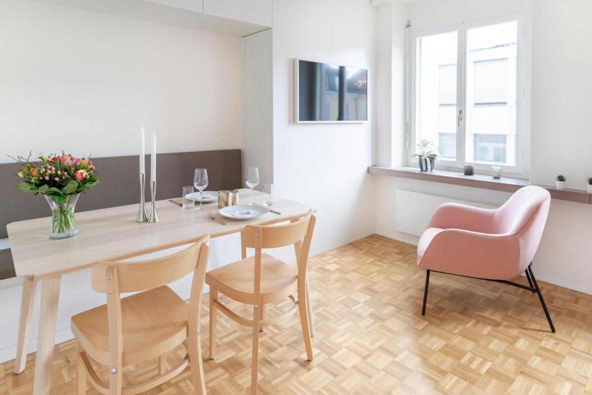 Apartment Modern 1 In District 4