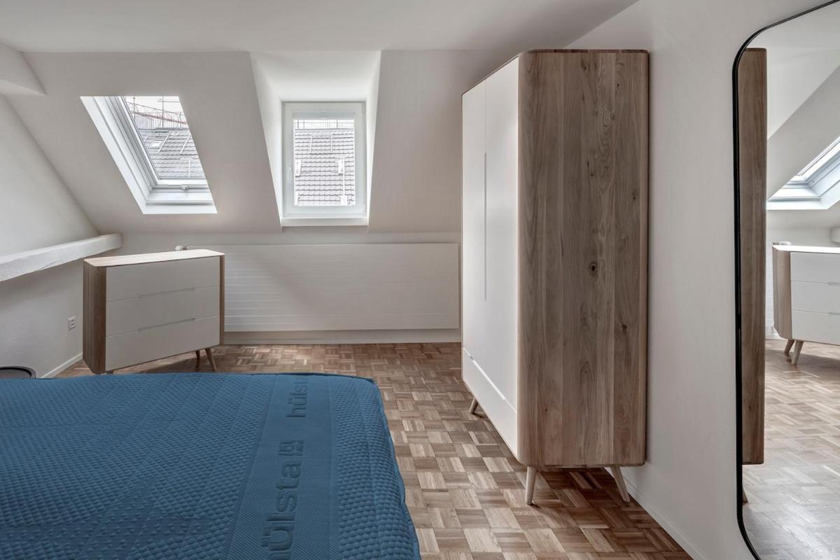 Apartment Prime With Designer Furniture In District 4 *