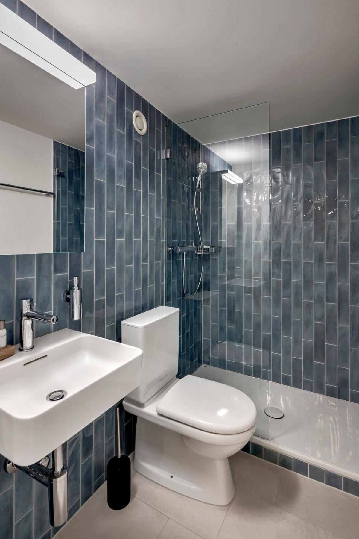 Prime With Designer Furniture In District 4 Zurich