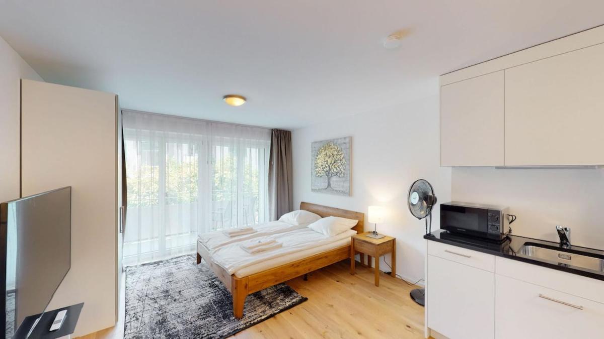 Sunny In The Center - Sun 2