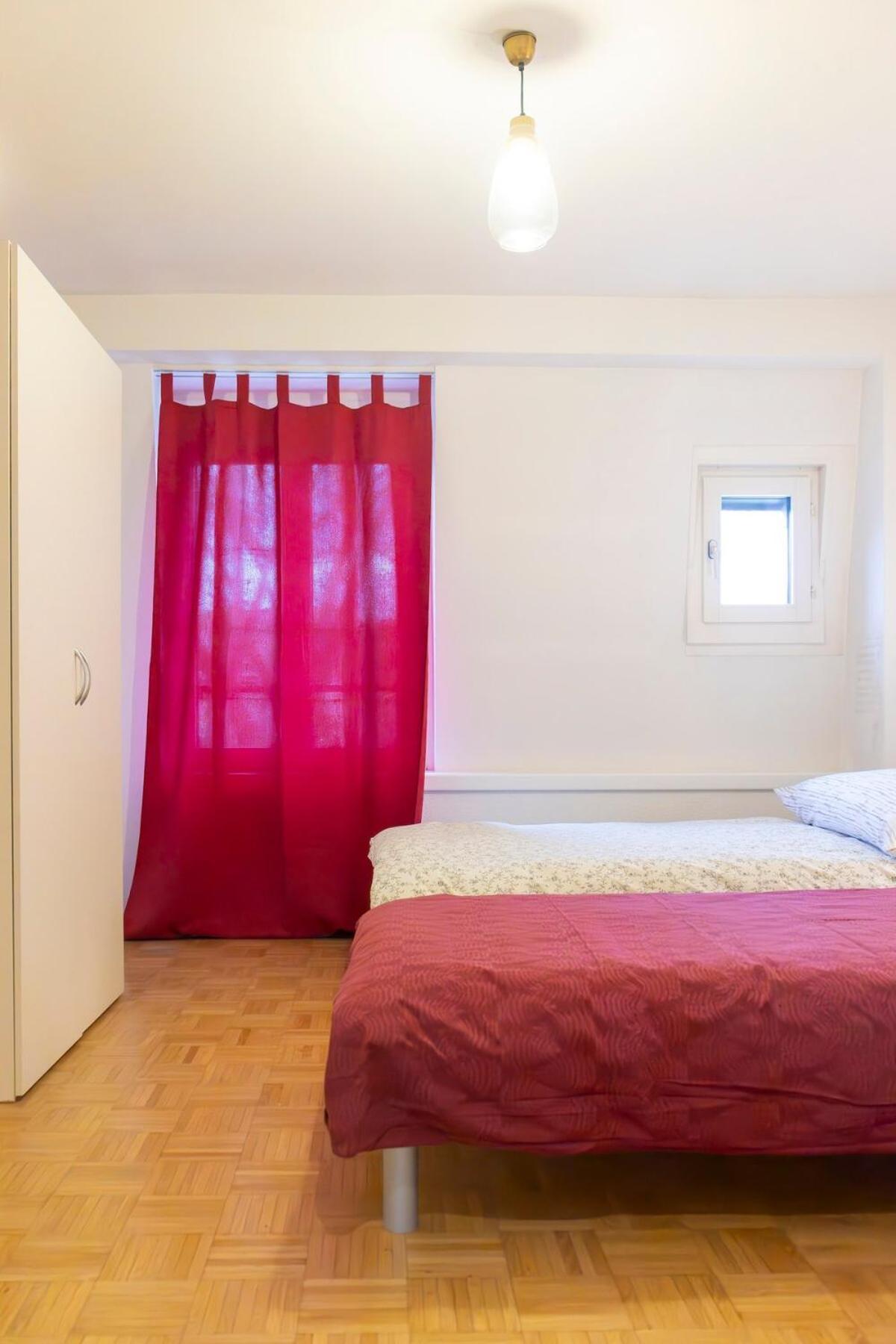 2 Bedroom Aus41-4f- 8045 Zurich