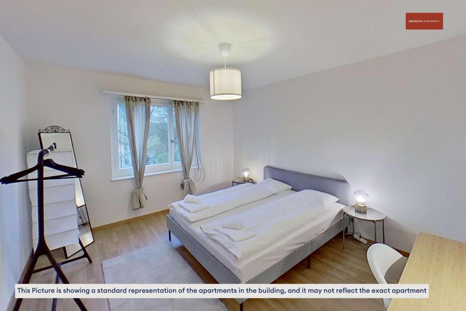 Basic 3-br With Balcony Access * Zurich