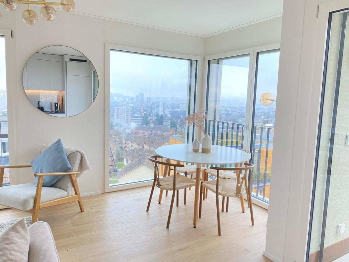 With Stunning Views- 15 Min Hb- Self Check-in