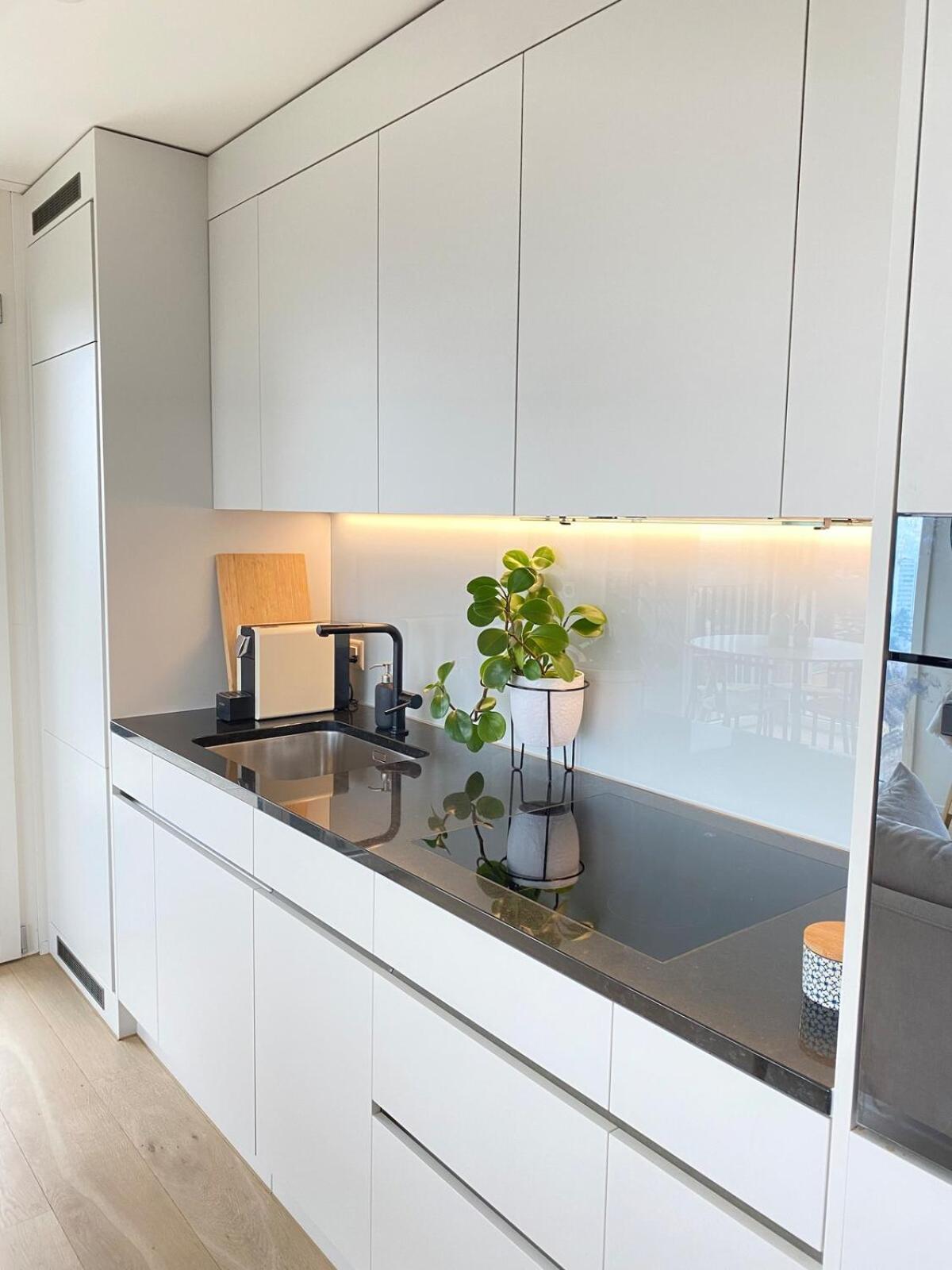 Apartment With Stunning Views- 15 Min Hb- Self Check-in *