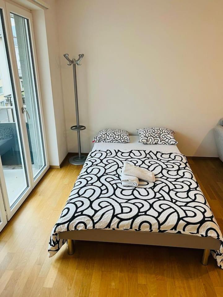 Huge 2-room With Balcony In Center Alt 151 Apartment