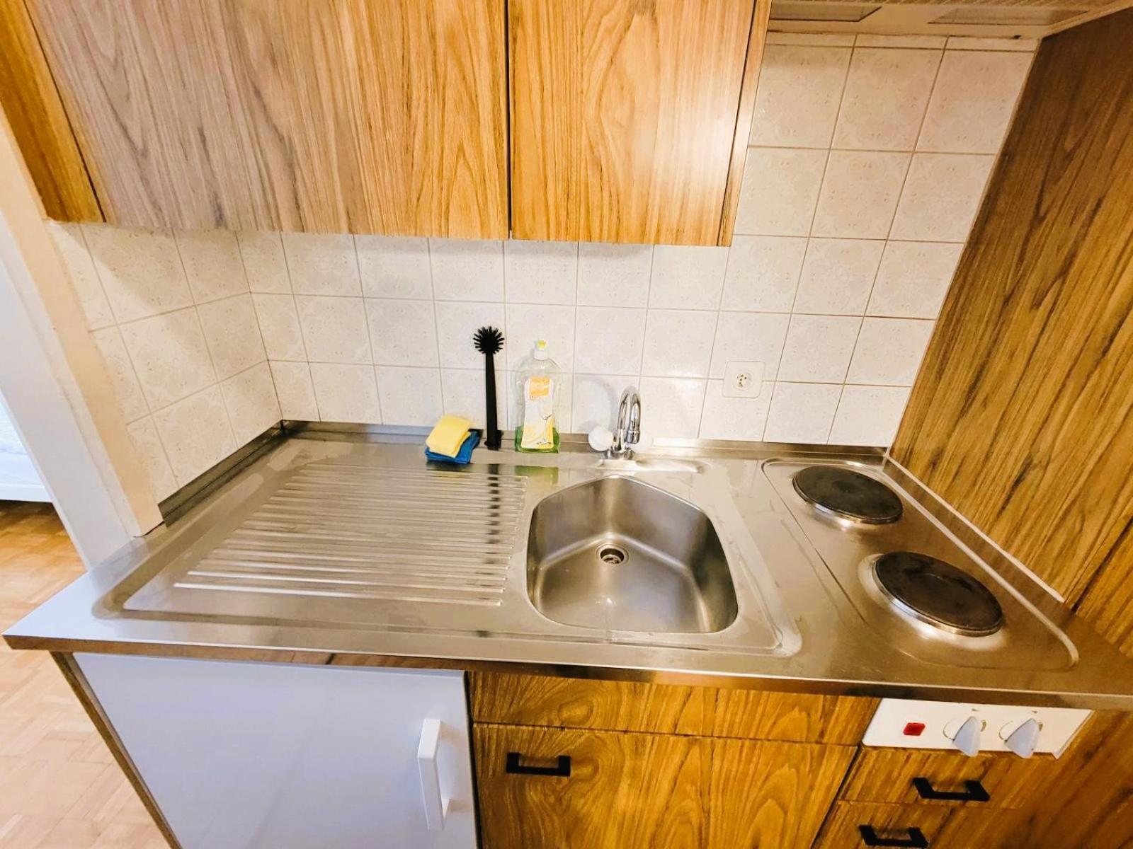 Apartment Center With Balcony & Garden View Rigi - Self Checkin *