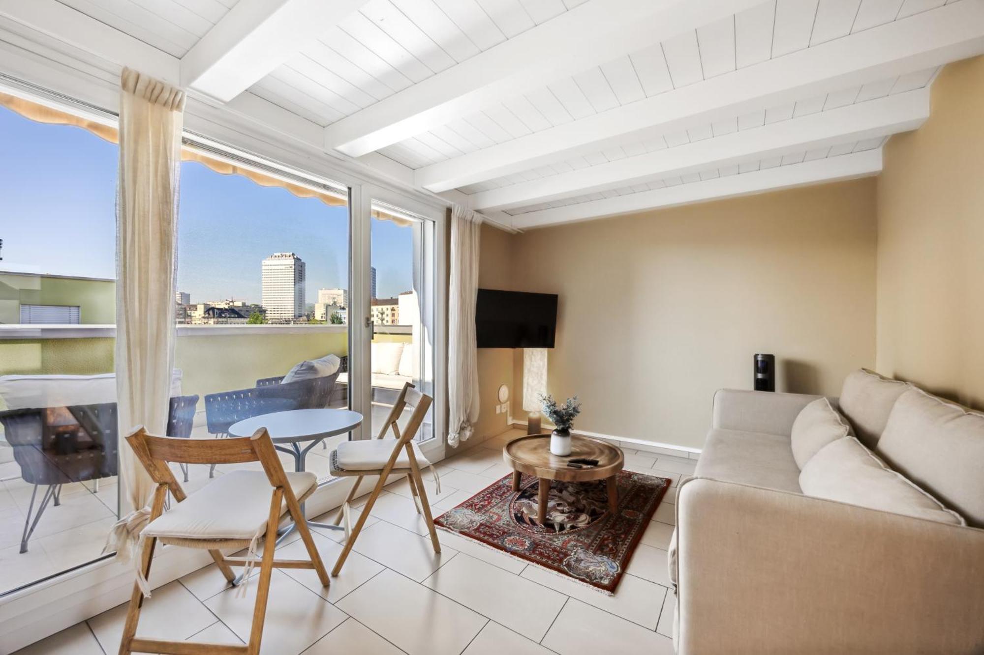 Up&great - Stylish Living Apartment