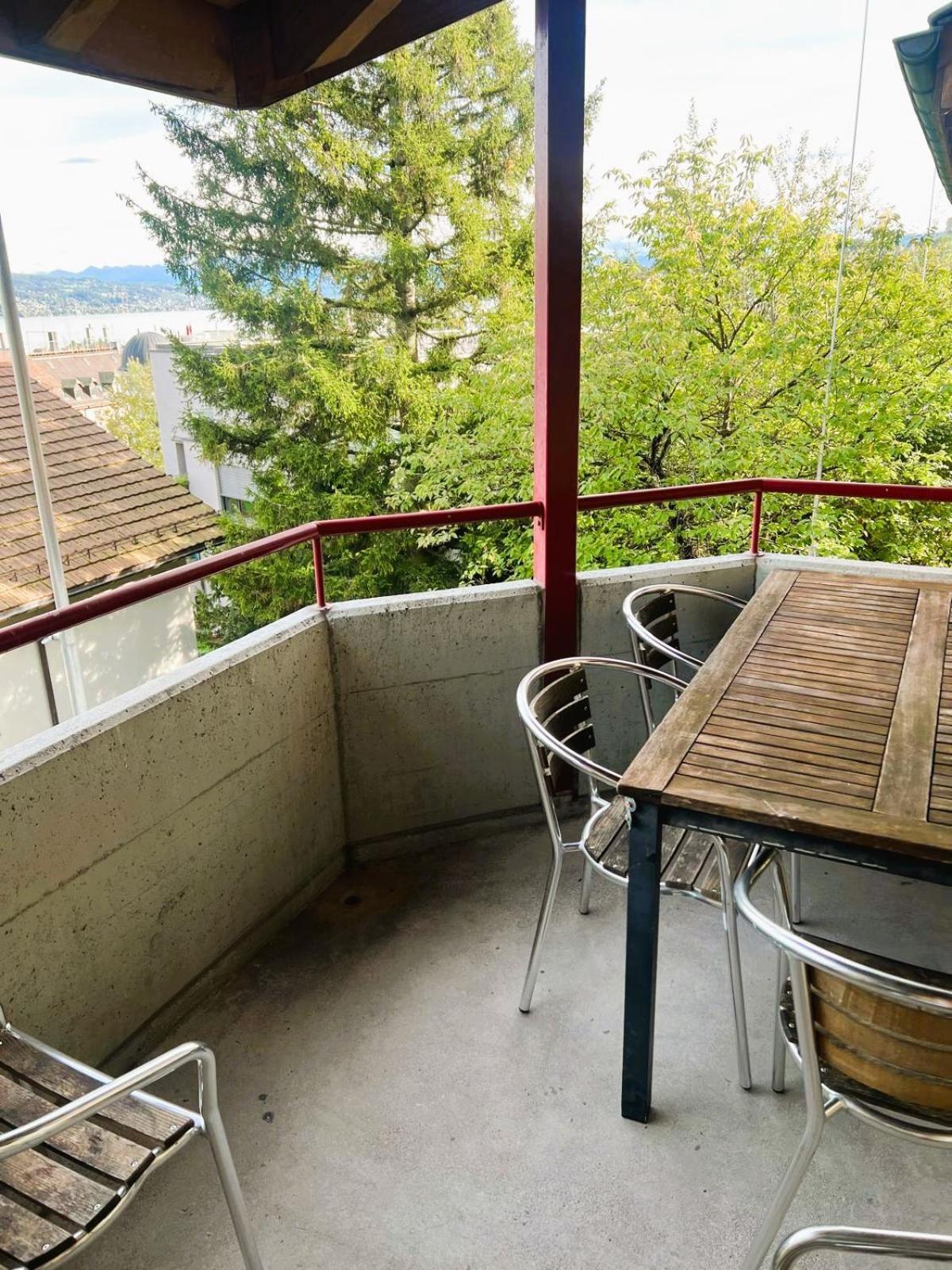 Apartamento With View And Balcony In The Center Of Hwa