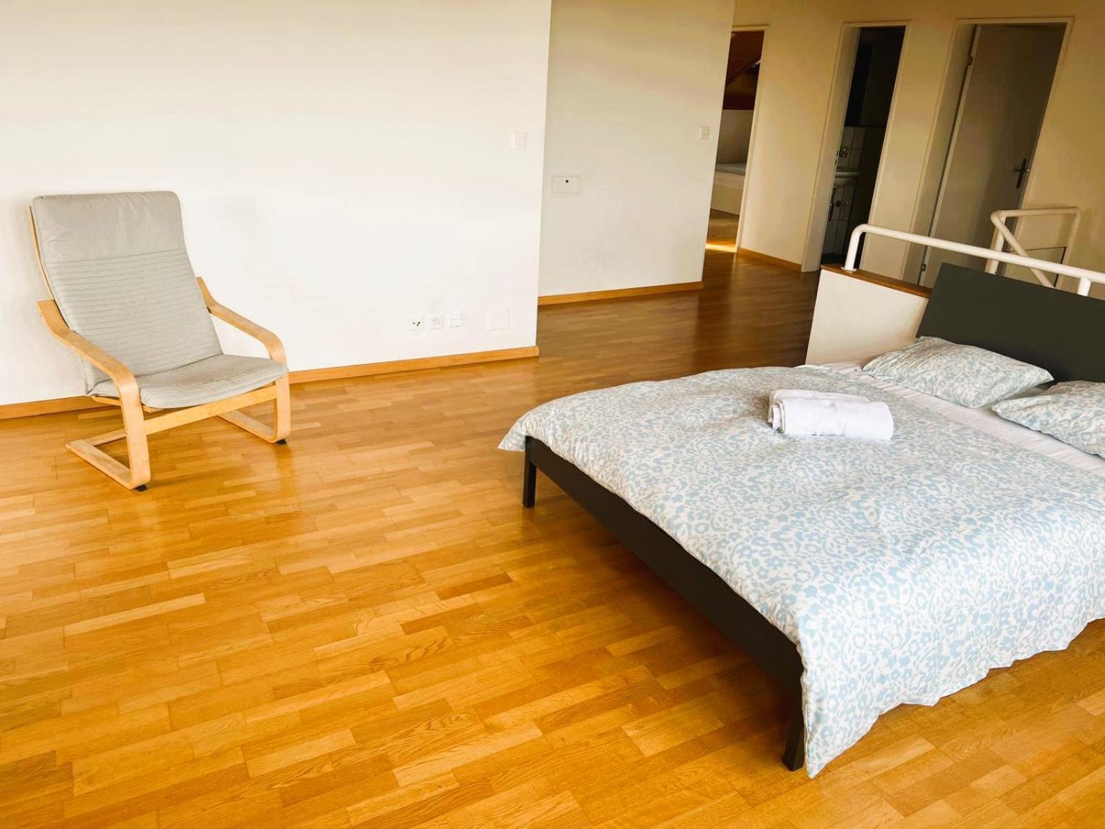 Apartamento With View And Balcony In The Center Of Hwa
