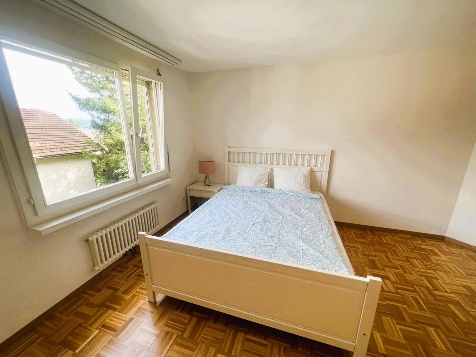 With View And Balcony In The Center Of Hwa * Zurique
