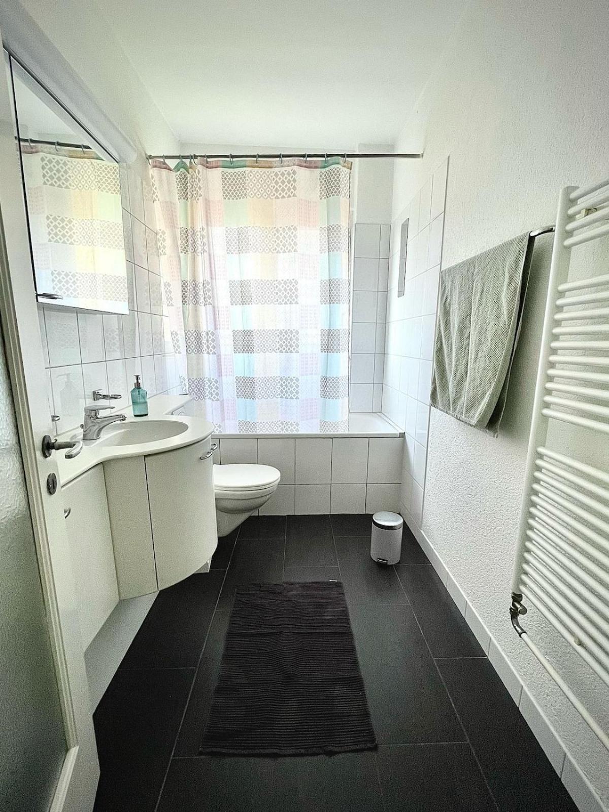 Apartment Kulinarik Und Kultur Vor Der Tuer Zurich