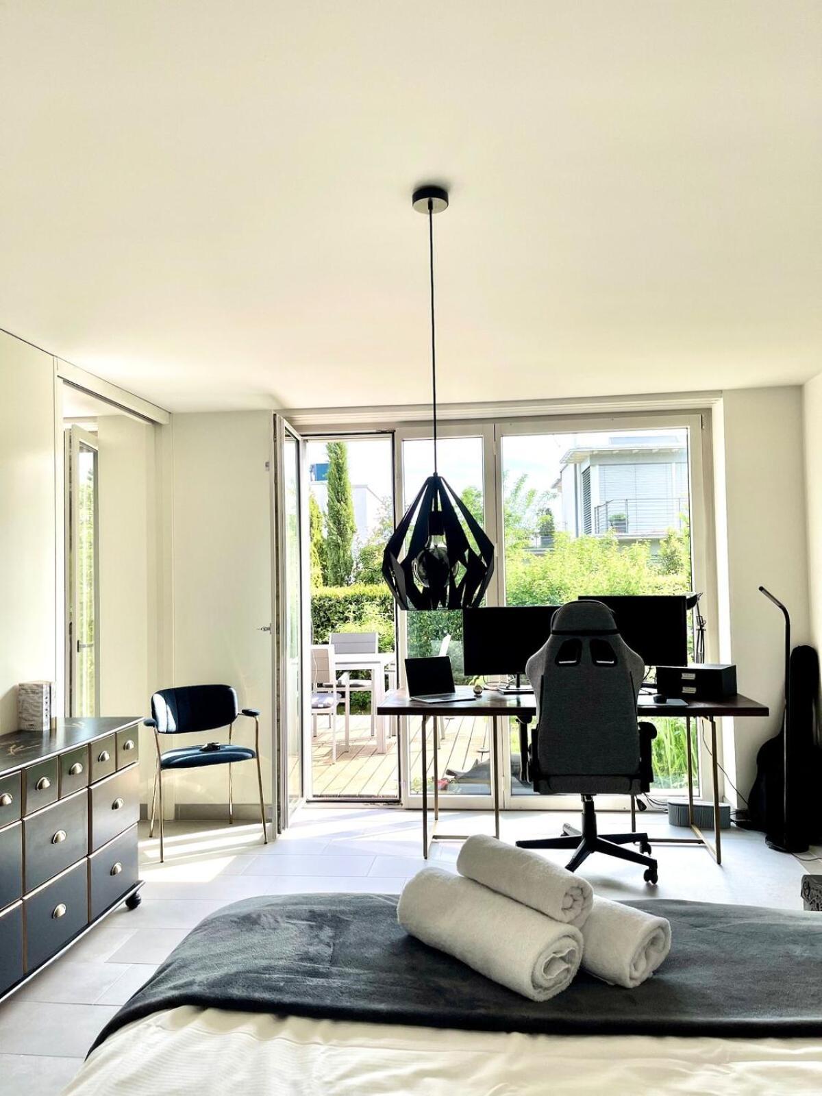 Apartment Gaestezimmer In Einfamilienhaus Zurich