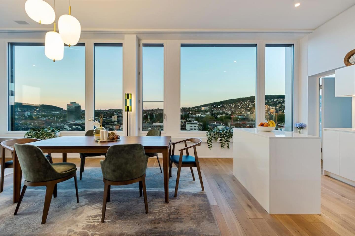 Btqleadingluxurypenthouse&garage *